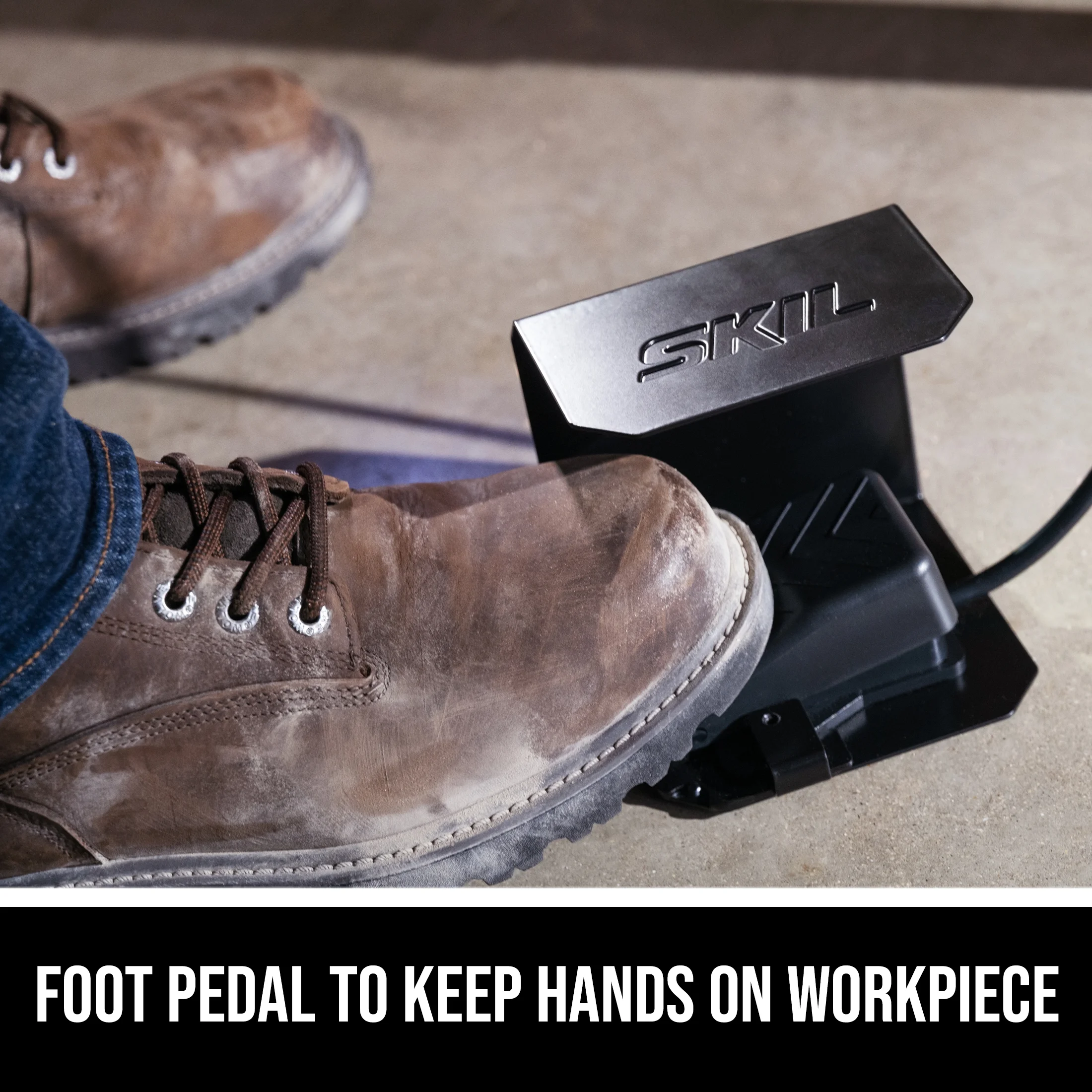 SKIL SS9503-00 1.2 Amp 16'' Variable Speed Scroll Saw with LED Light