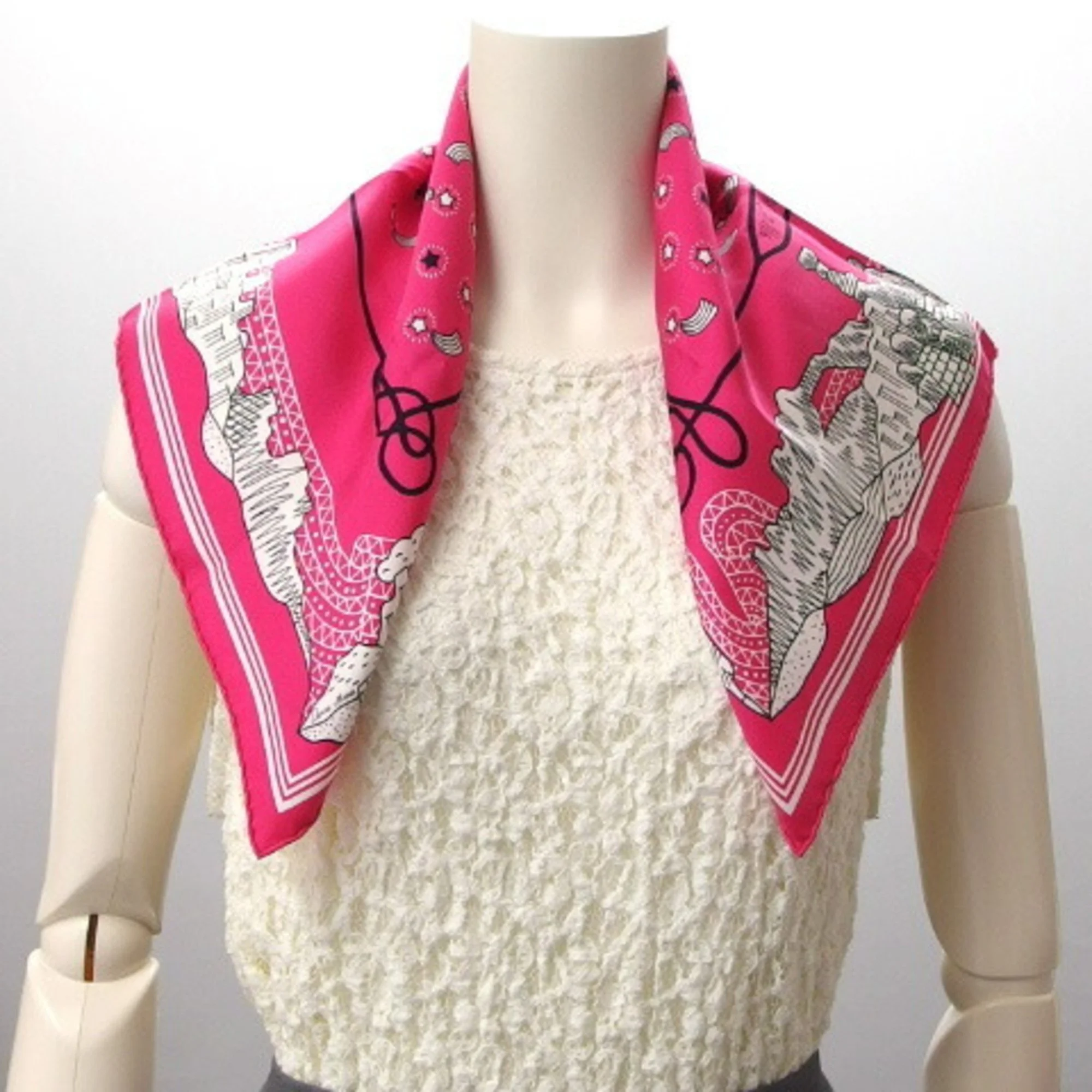 Pre-Owned Hermes Les Canyons Etoiles From the canyons to stars Carre 55 scarf (Good)