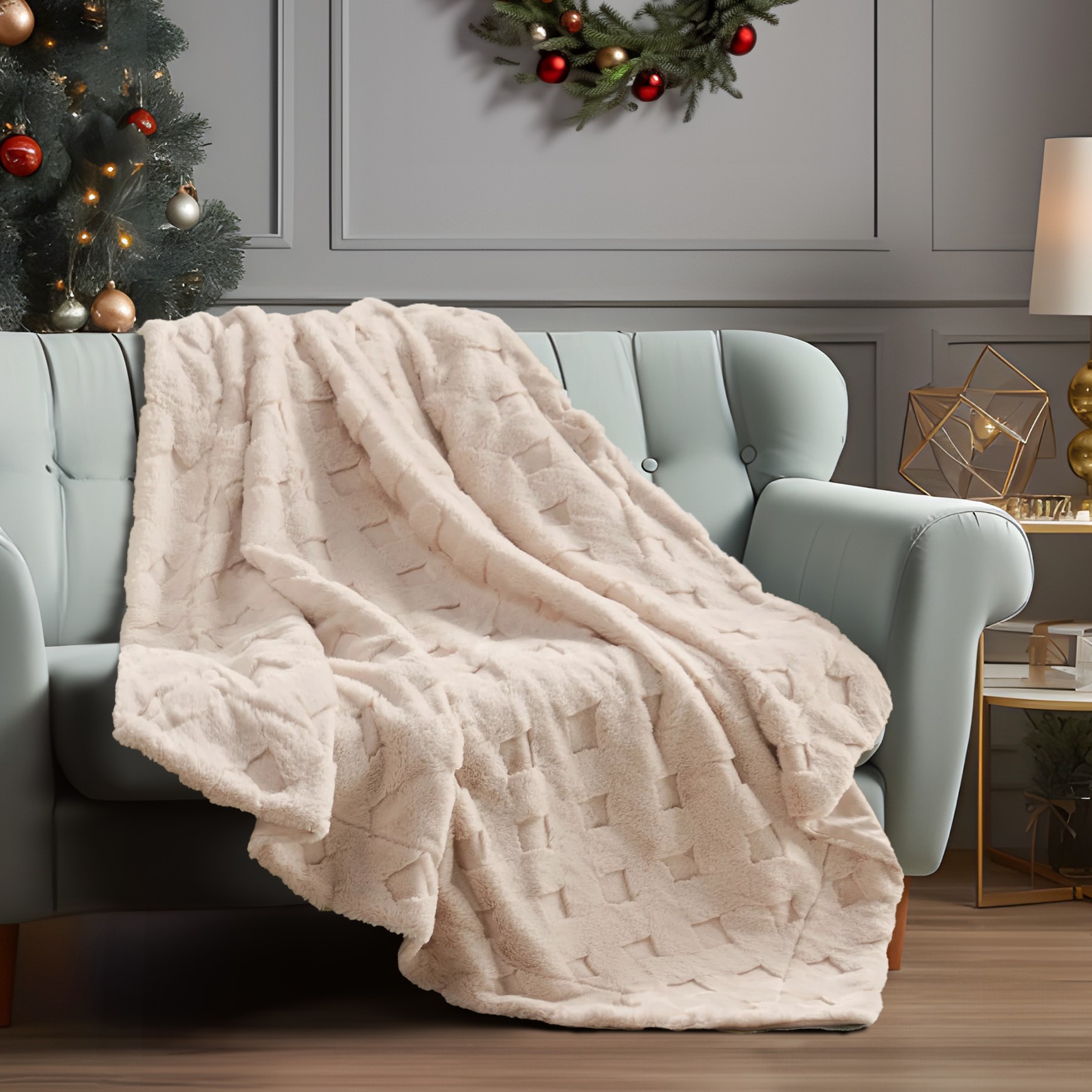 Madison Park Blush Faux Fur Ultra Soft Luxury Carved Basketweave Design Throw Blanket, 50