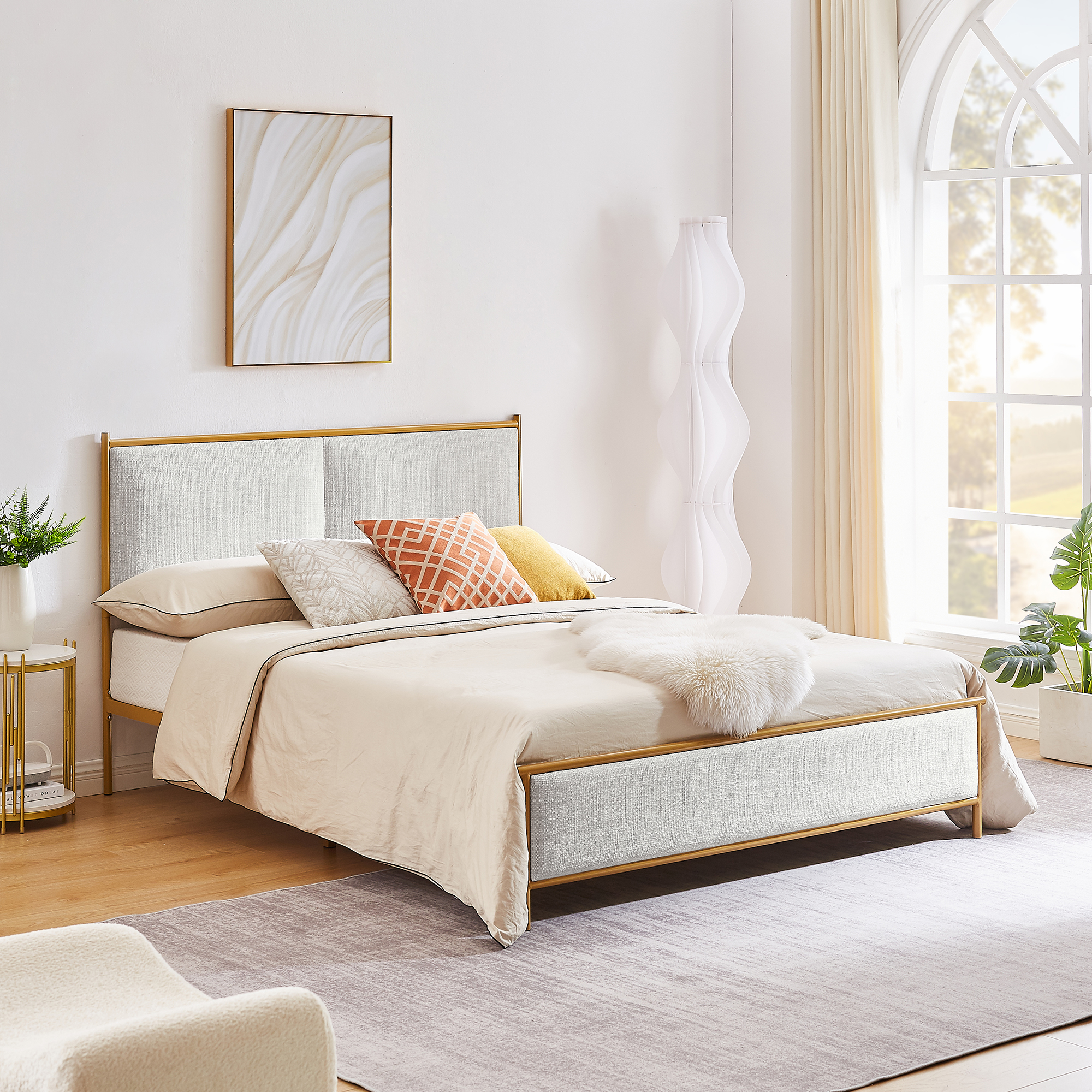 Royard Oaktree Metal King-size Bed Frame with Classic Square Upholstered Headboard and Footboard Modern Platform Beds with Gold Frame and Wood Slats, No Box Spring Needed, Light Gray