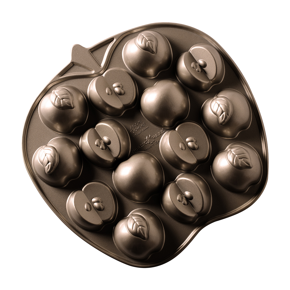 Nordic Ware Apple Slice Cakelet - Brown