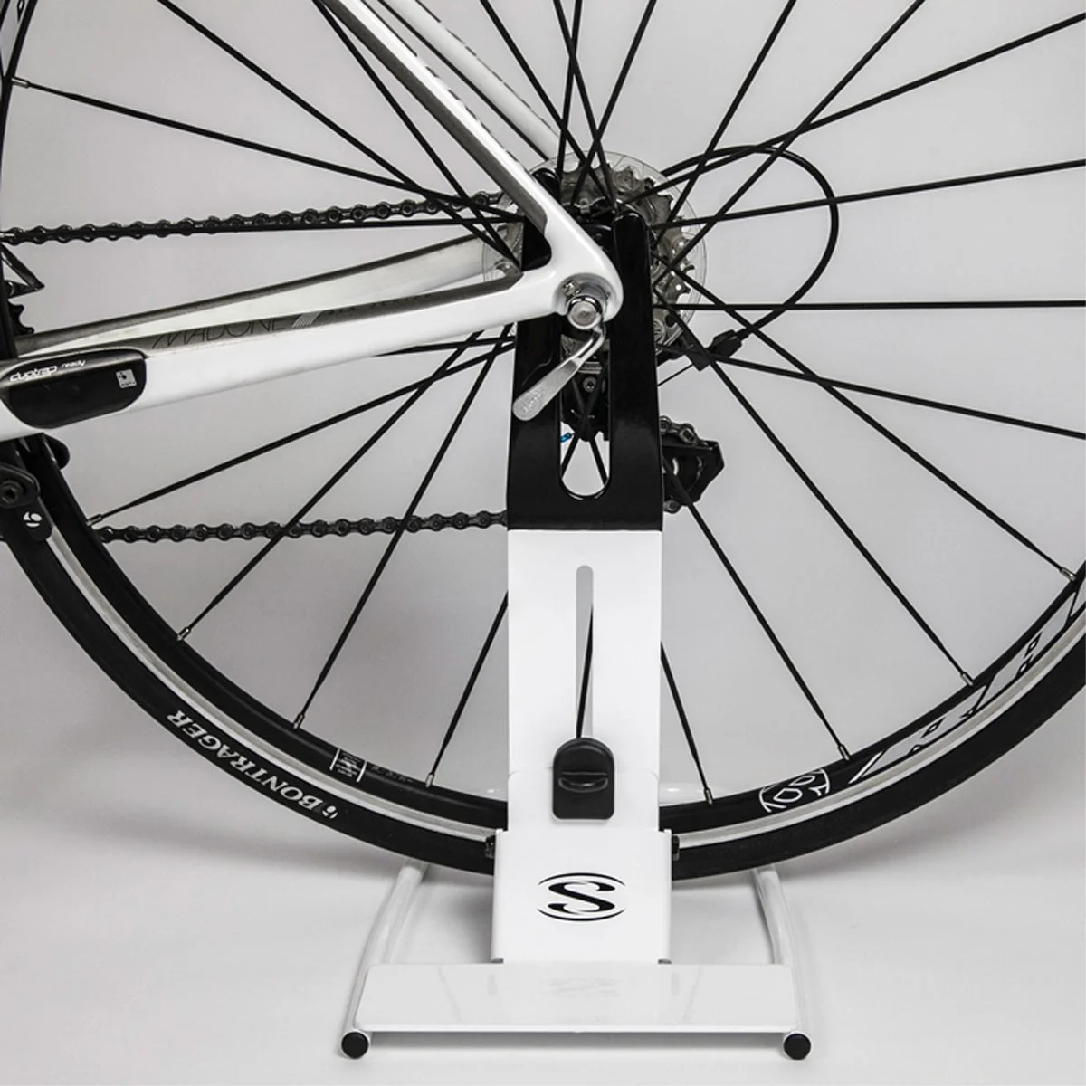 Saris Boss Bike Stand,	‎17.9 in x 13.4 in x 10.4 in, 4.3 lb Single Bike Stand