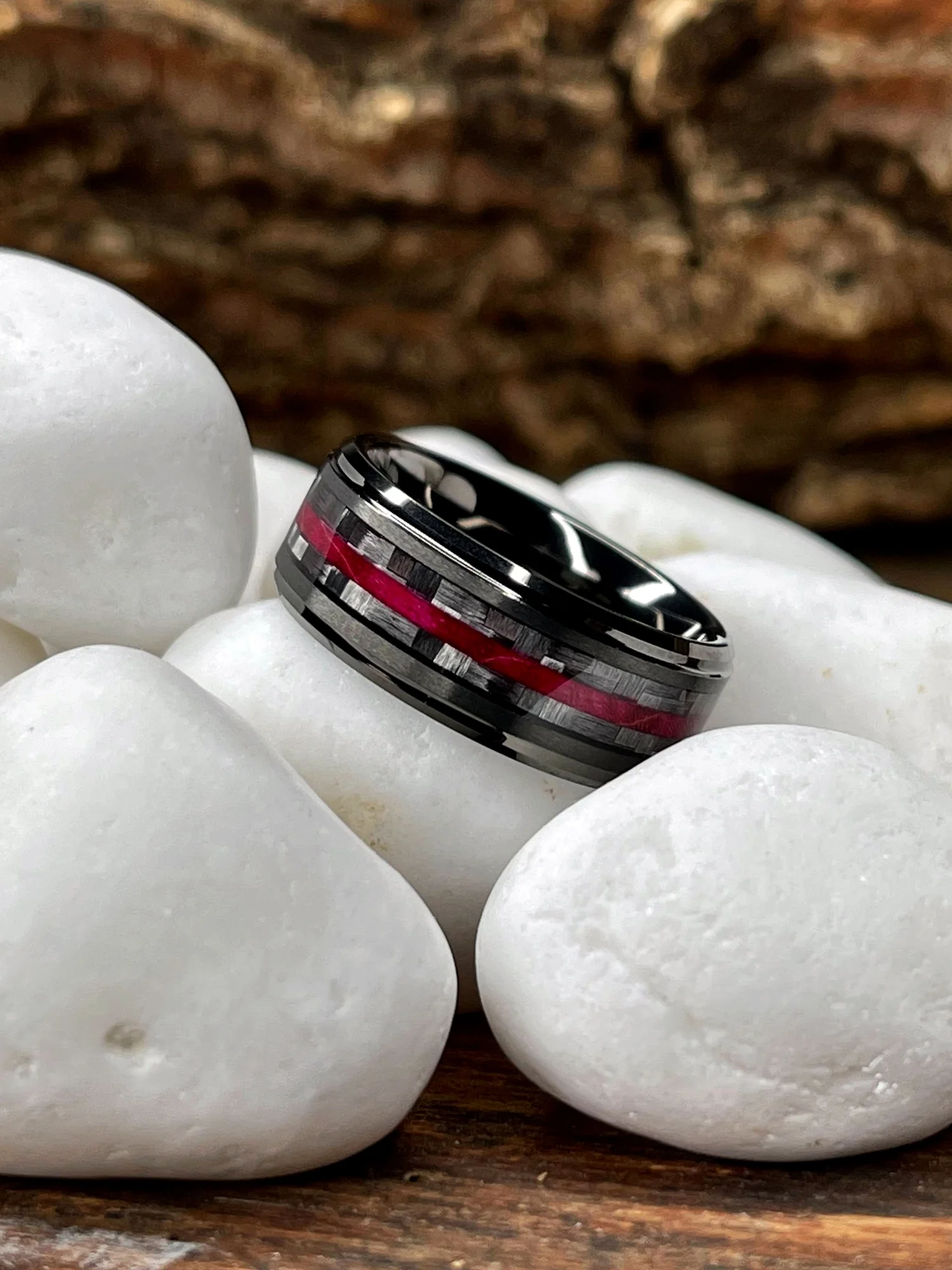 Metal Masters Carbon Fiber Tungsten Carbide Ring Red Wood Wedding Band Gunmetal 8MM