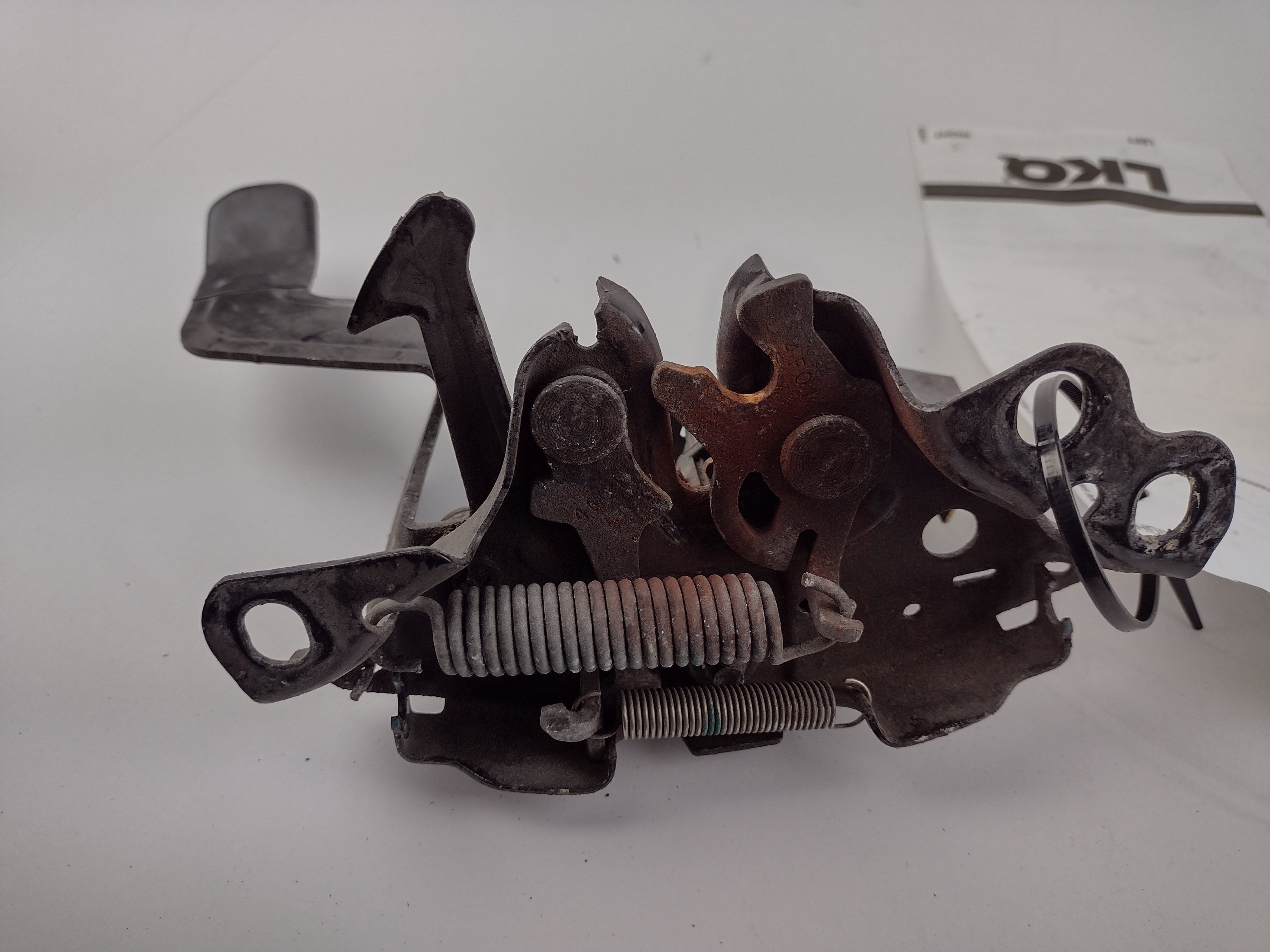 Pre-Owned 14 15 16 17 Nissan Juke Hood Latch Assembly OEM (Good)