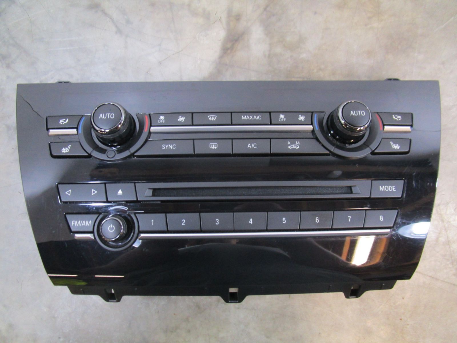 Pre-Owned 14 15 16 2014-2016 BMW X5 Front Heater & AC Control Unit W/ Heated Seats OEM (Good)