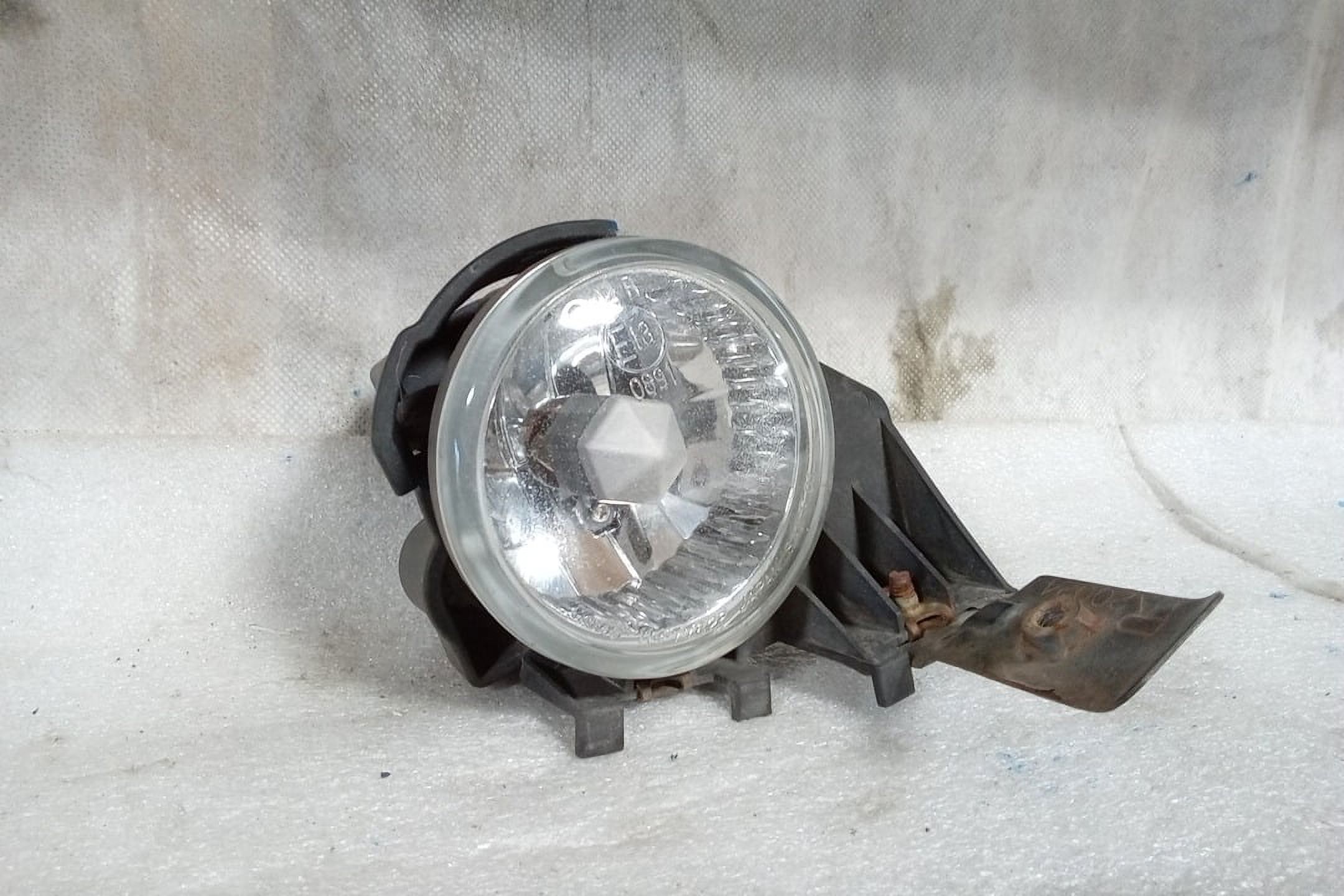 Pre-Owned 2011 Subaru Impreza Passenger Side Bumper Mounted Fog Driving Lamp OEM LKQ (Good)