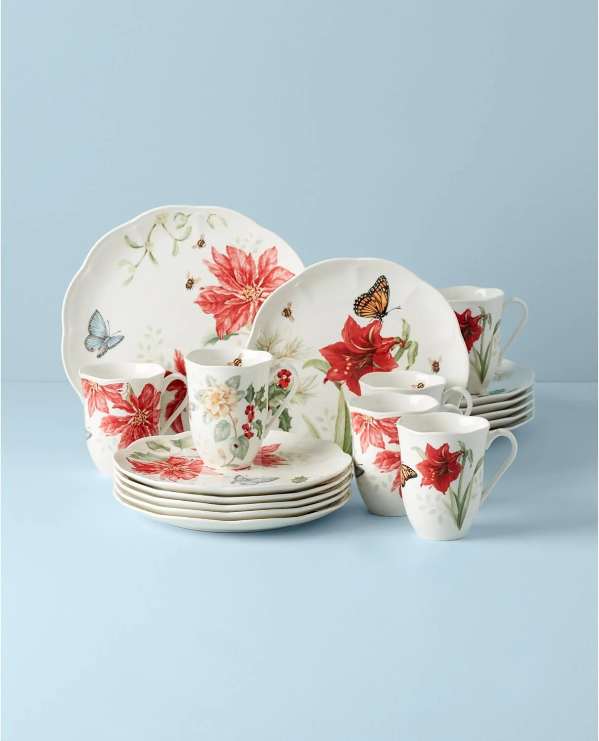 Meadow Porcelain 18-Piece Holiday Dinnerware Set