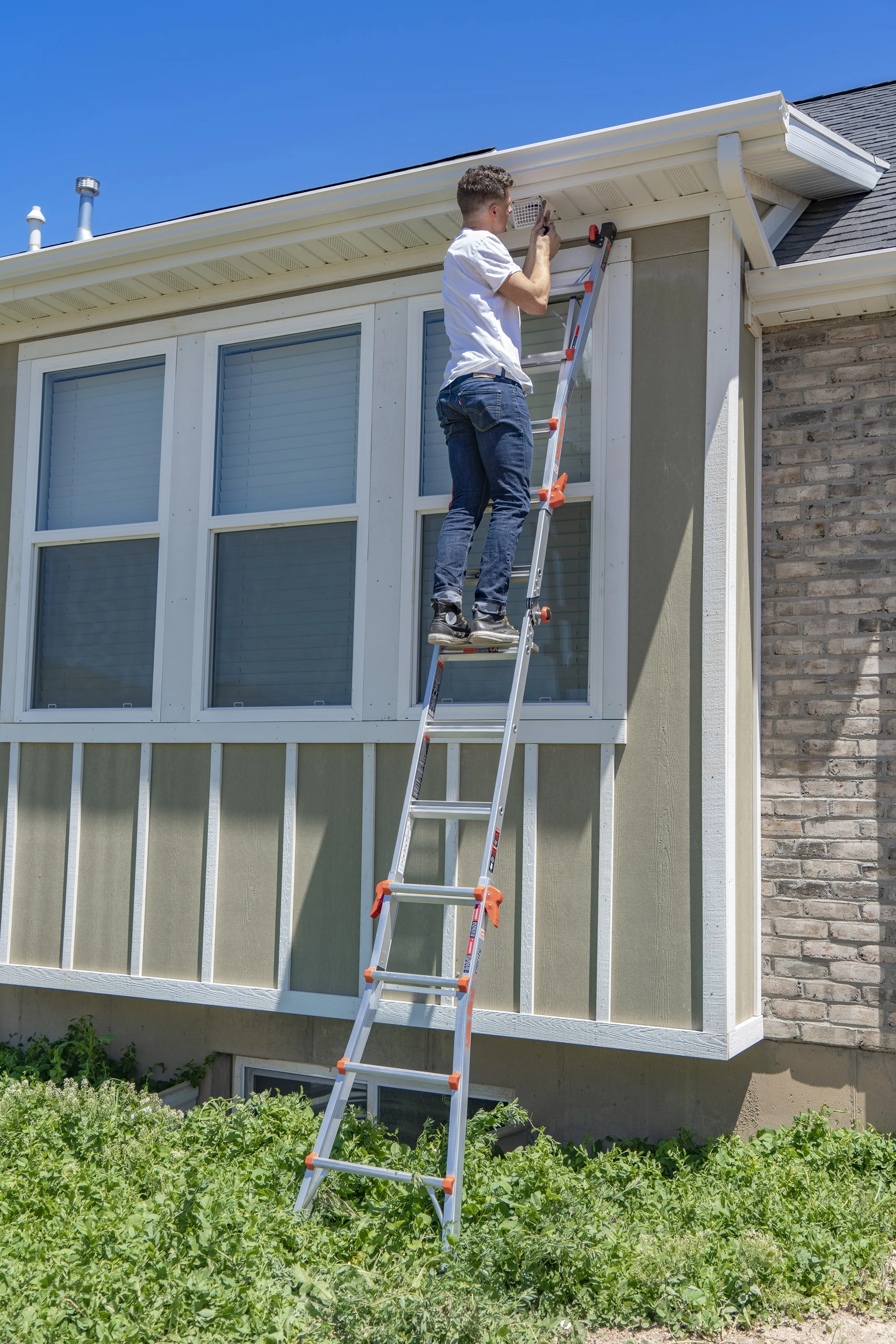Little Giant LT M17 Aluminum Multi-Use Ladder with Wheels, Type 1A - 300 lbs. Rated