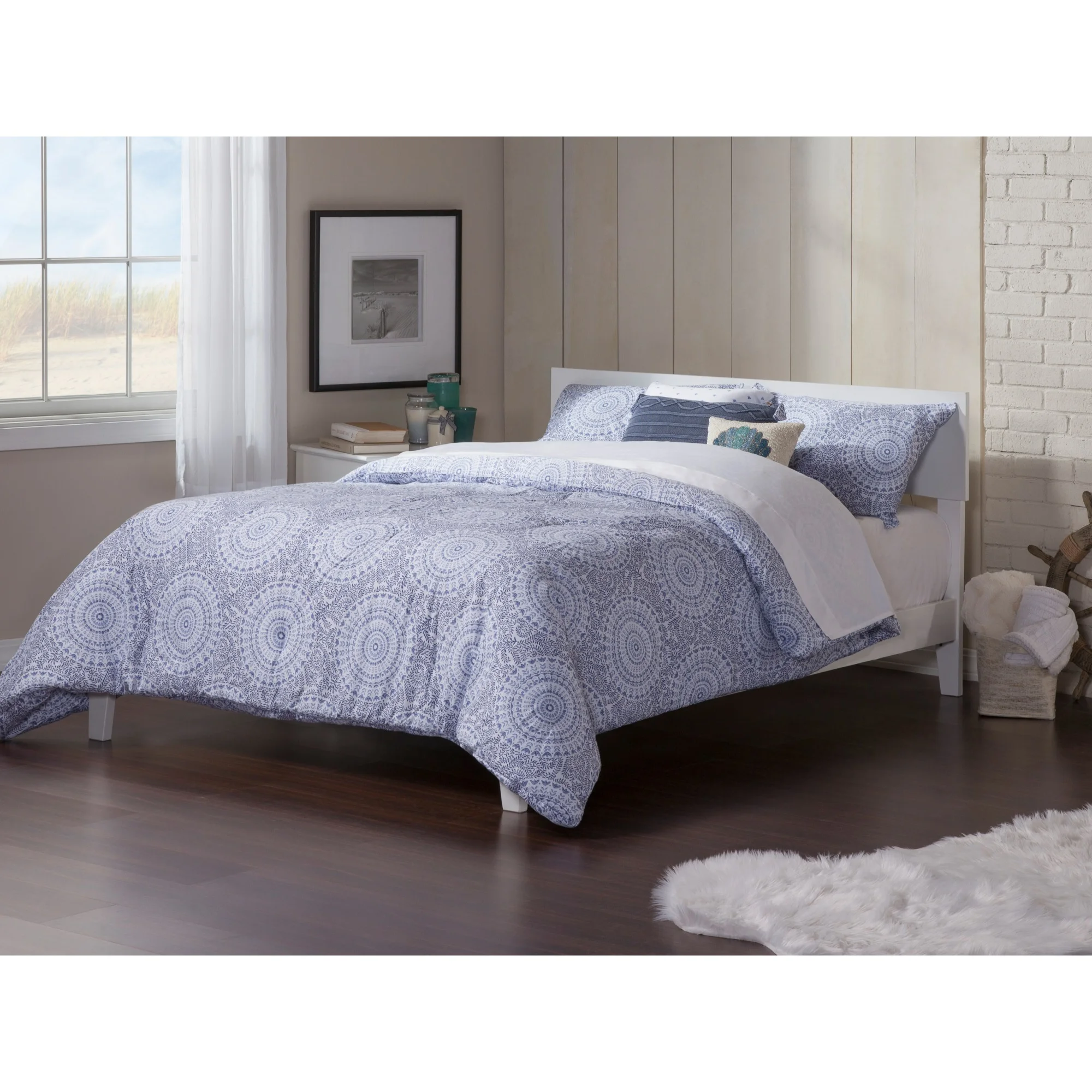 Orlando Queen Low Profile Wood Platform Bed in White