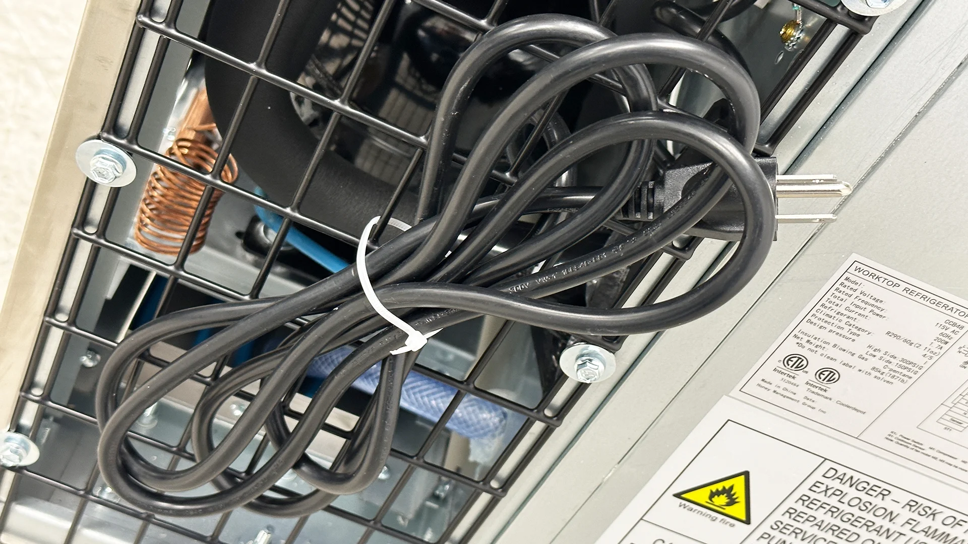 60 in. Two-Drawer Commercial Refrigerated Chef Base, Kitchen Fridge, NSF Certified 110V