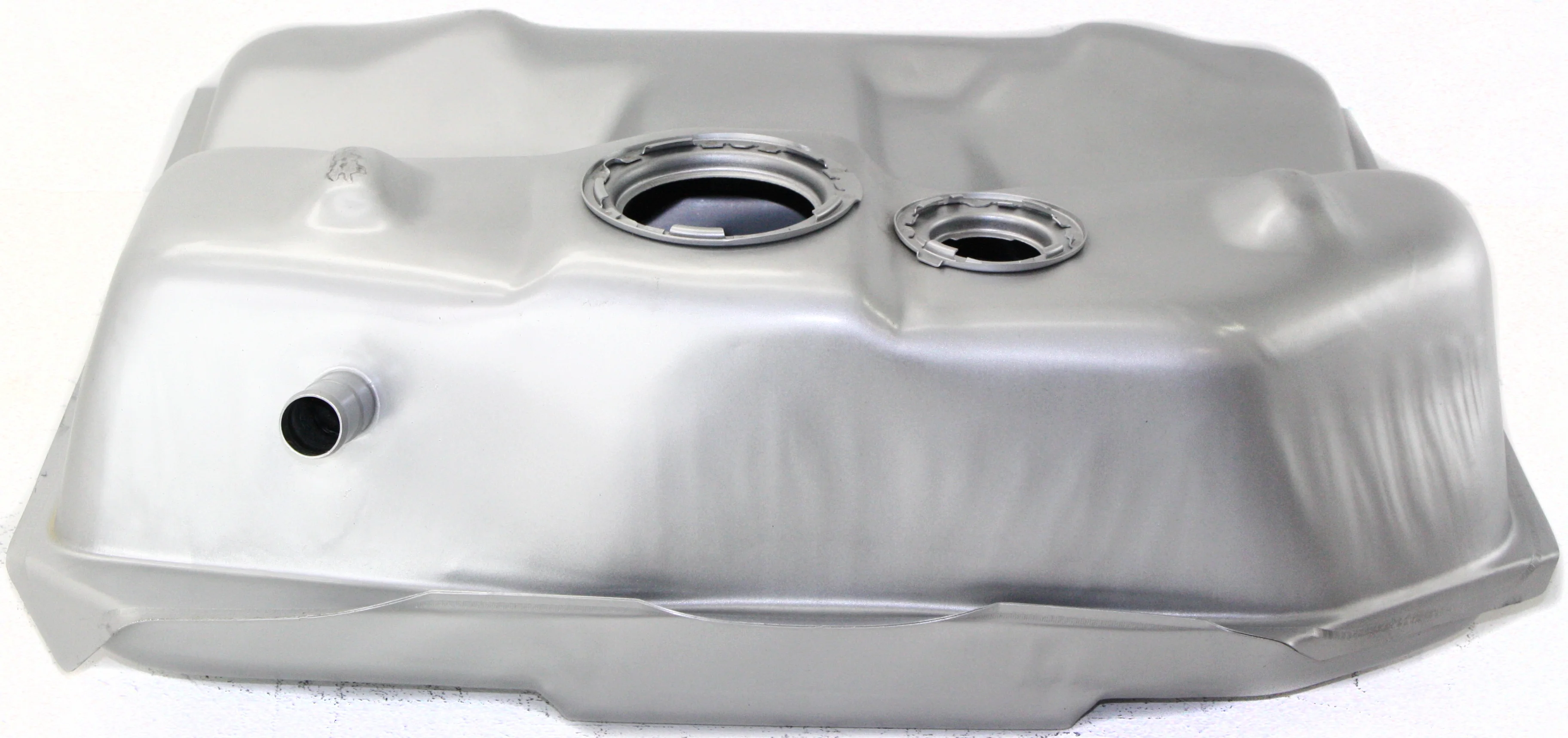Replacement REPC670132 Fuel Tank Compatible with 1999 Chevrolet Monte Carlo 2000-2001 Lumina 17 gallons / 64 liters
