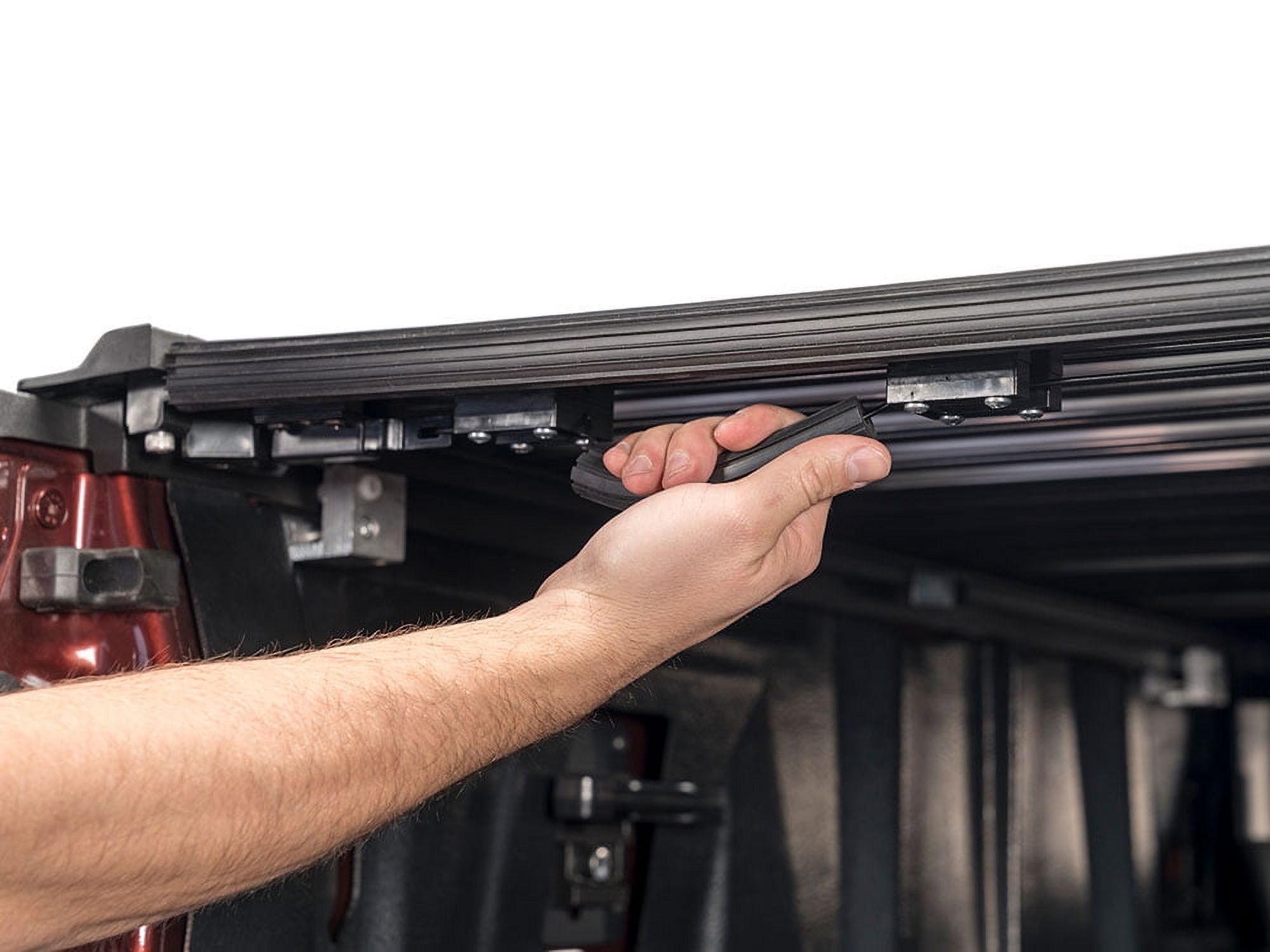 Gator by RealTruck Recoil Retractable Truck Bed Tonneau Cover | G30482 | Compatible with 2019 - 2023 Chevy/GMC Silverado/Sierra 1500, works with MultiPro/Flex tailgate 6' 7