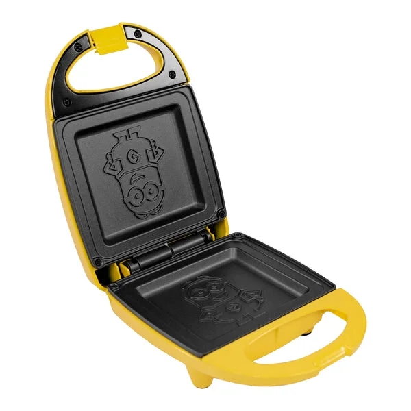 Uncanny Brands Minions Single Sandwich Maker