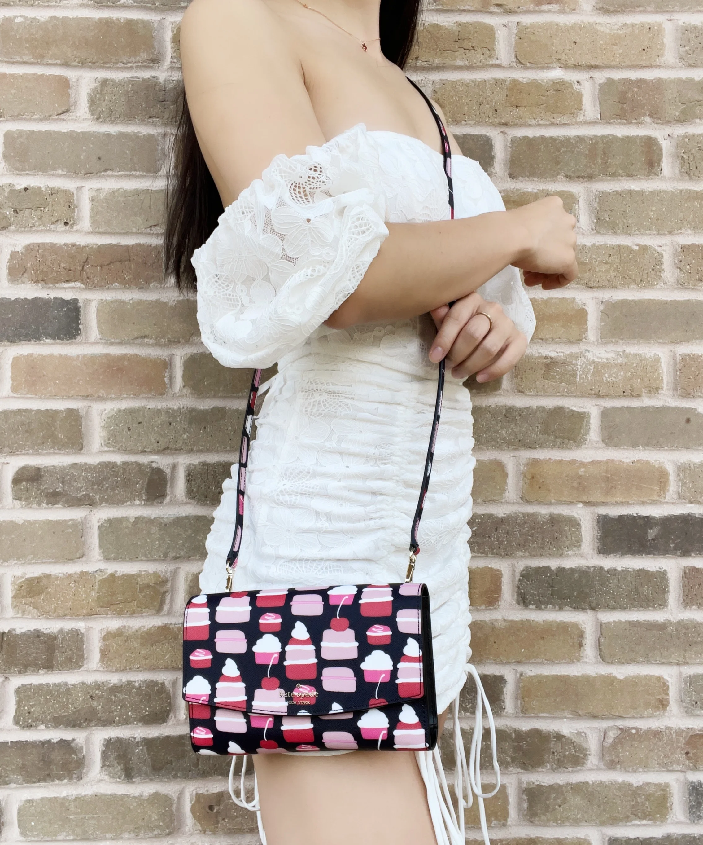 Kate Spade Winni Laurel Way Mini Pastries Cupcakes Phone Crossbody Handbag