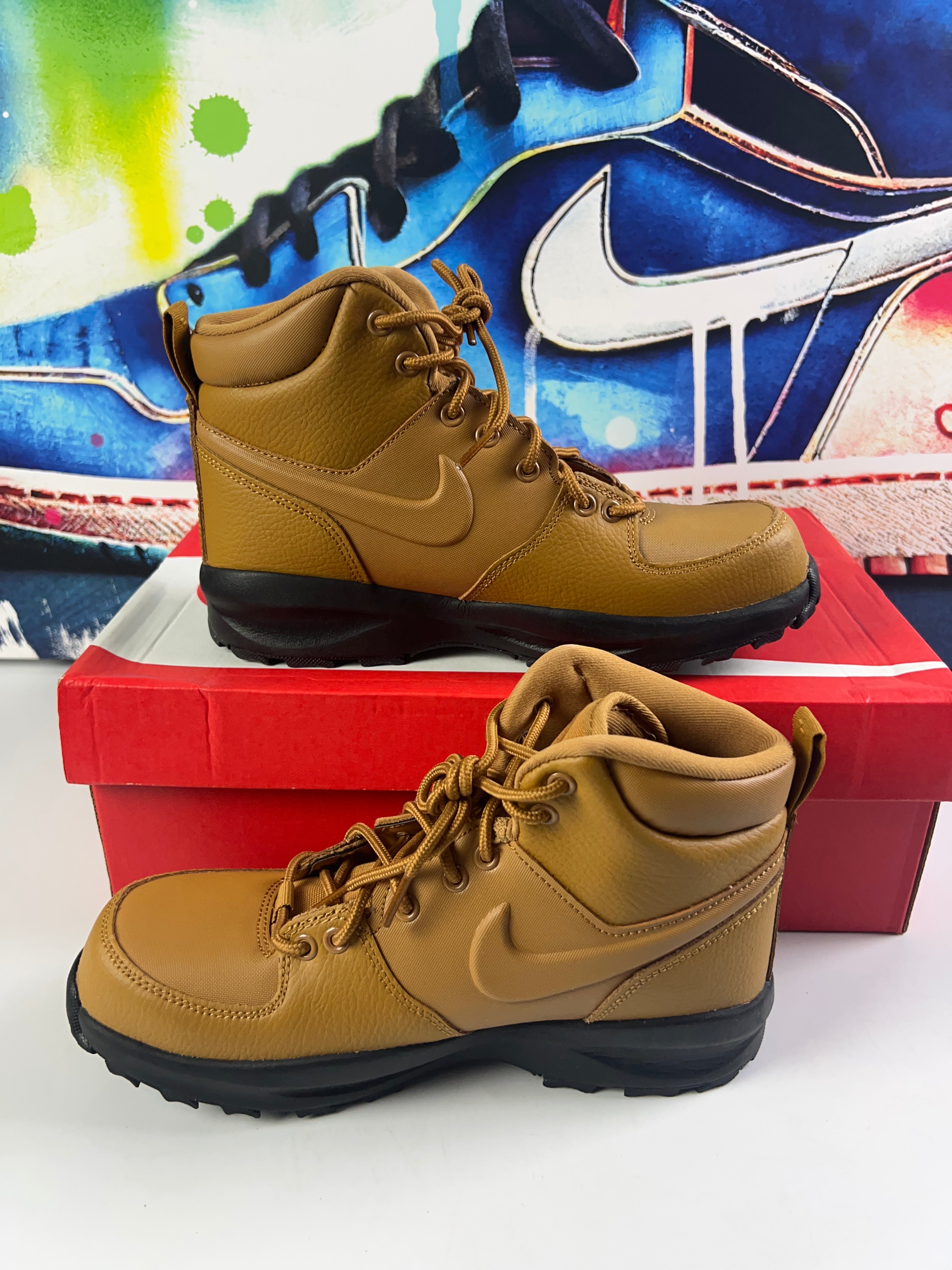 Nike Manoa LTR (GS) Wheat/Black BQ5372 700 Size 6Y NEW