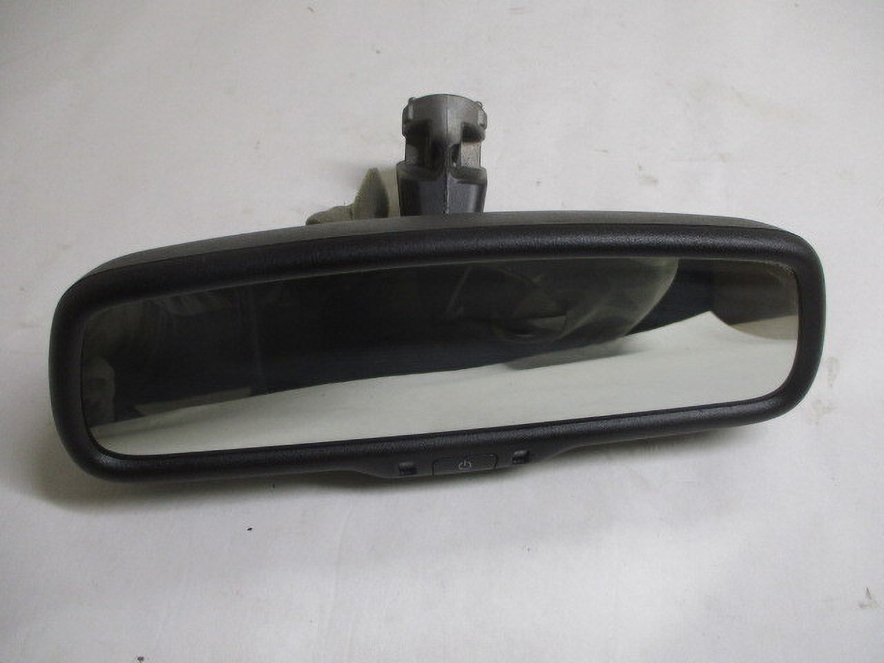 Pre-Owned 2015-2022 Jeep Renegade Rear View Mirror w/Automatic Auto Dimming Dim OEM LKQ (Good)