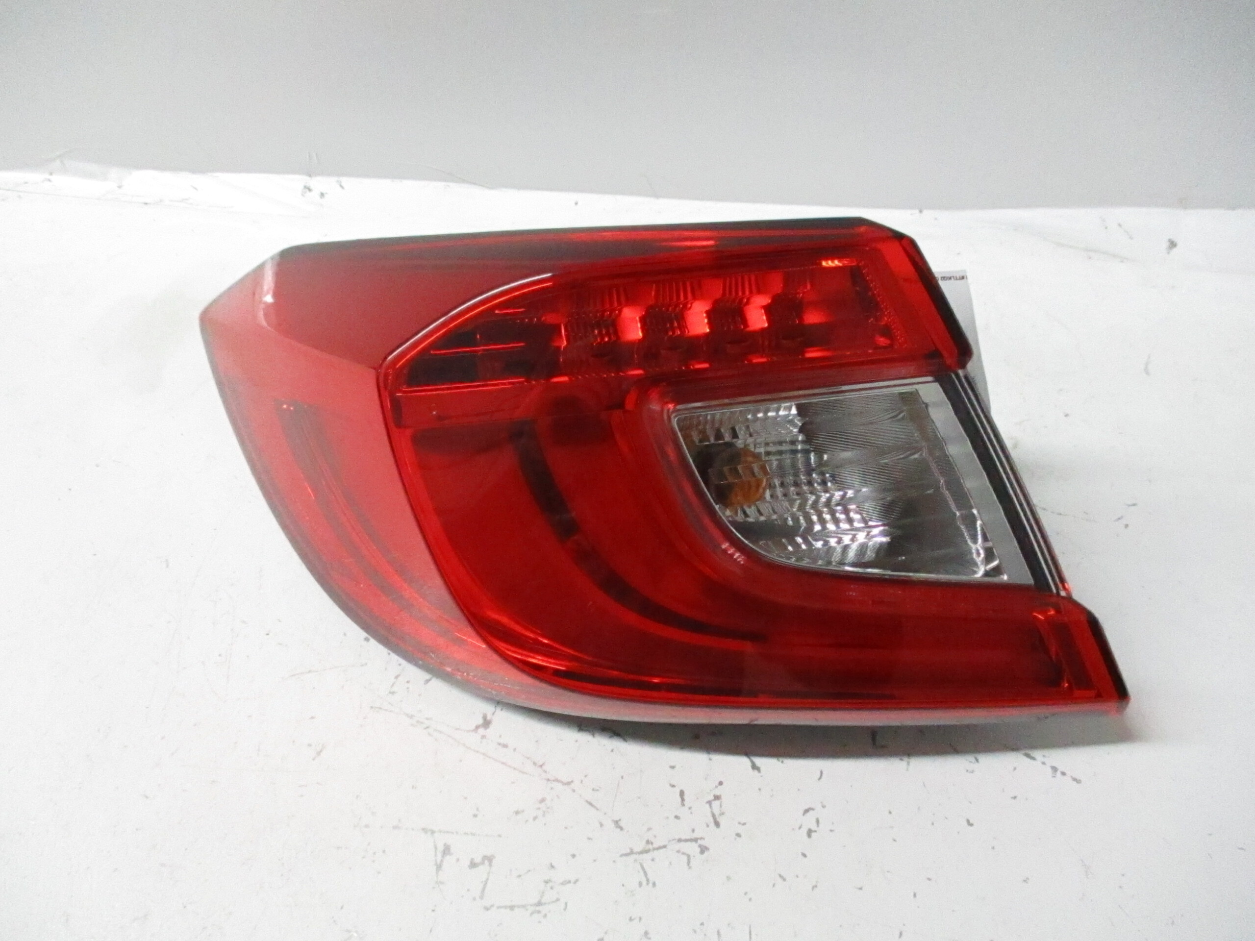 Pre-Owned 2018-2021 Honda Accord Driver LH Tail Light Lamp OEM (Good)