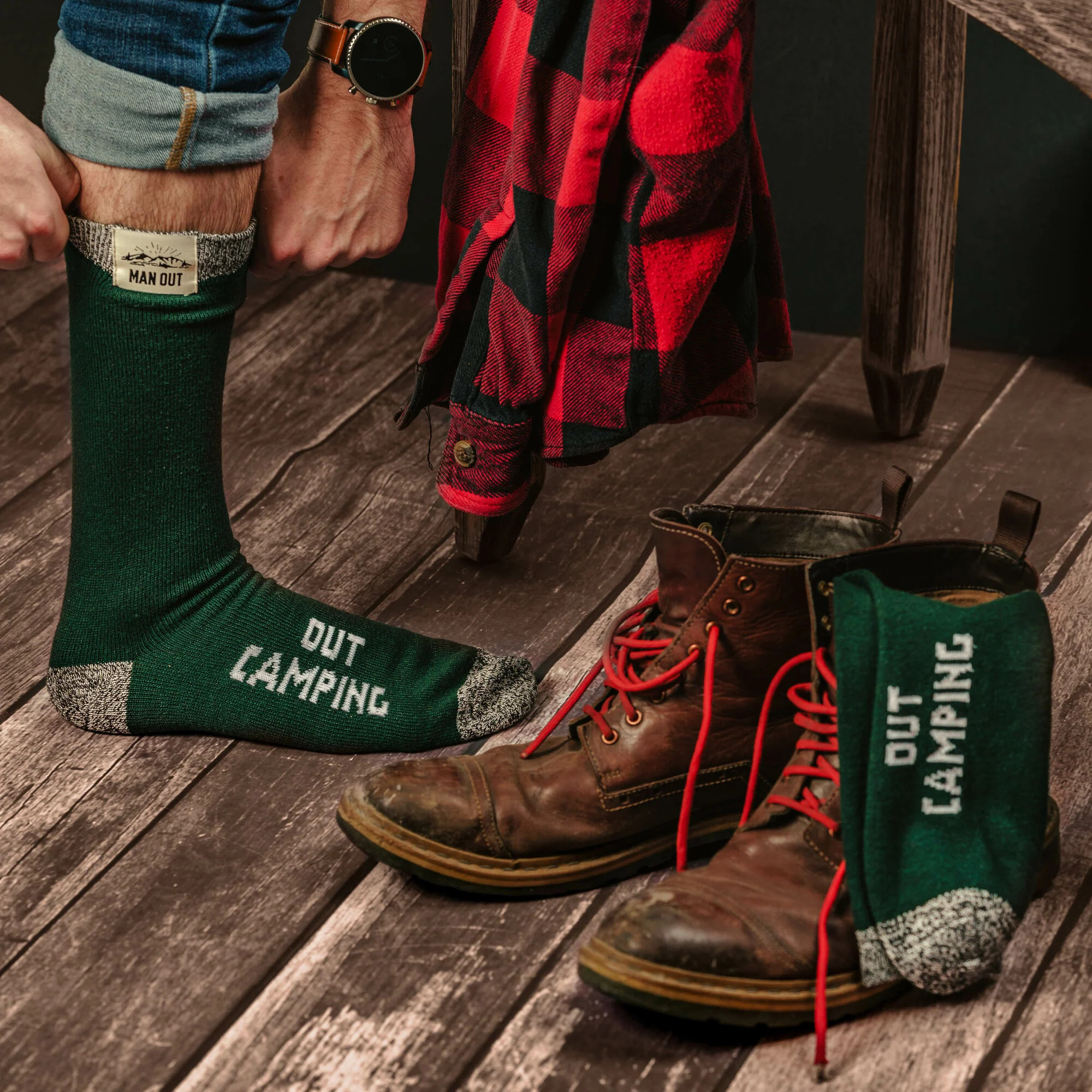 Pavilion - Out Camping - Men's US 8-12 Socks For For Outdoorsy Woodsy RV Tent Cabin Camper Men Women Camp Gift