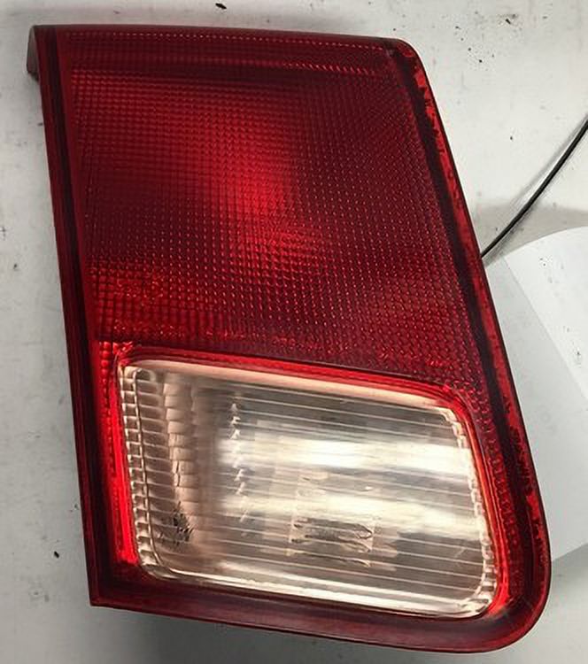 Pre-Owned 01-02 Honda Civic LH Driver Tail Light Lamp Lid Mounted OEM LKQ (Good)