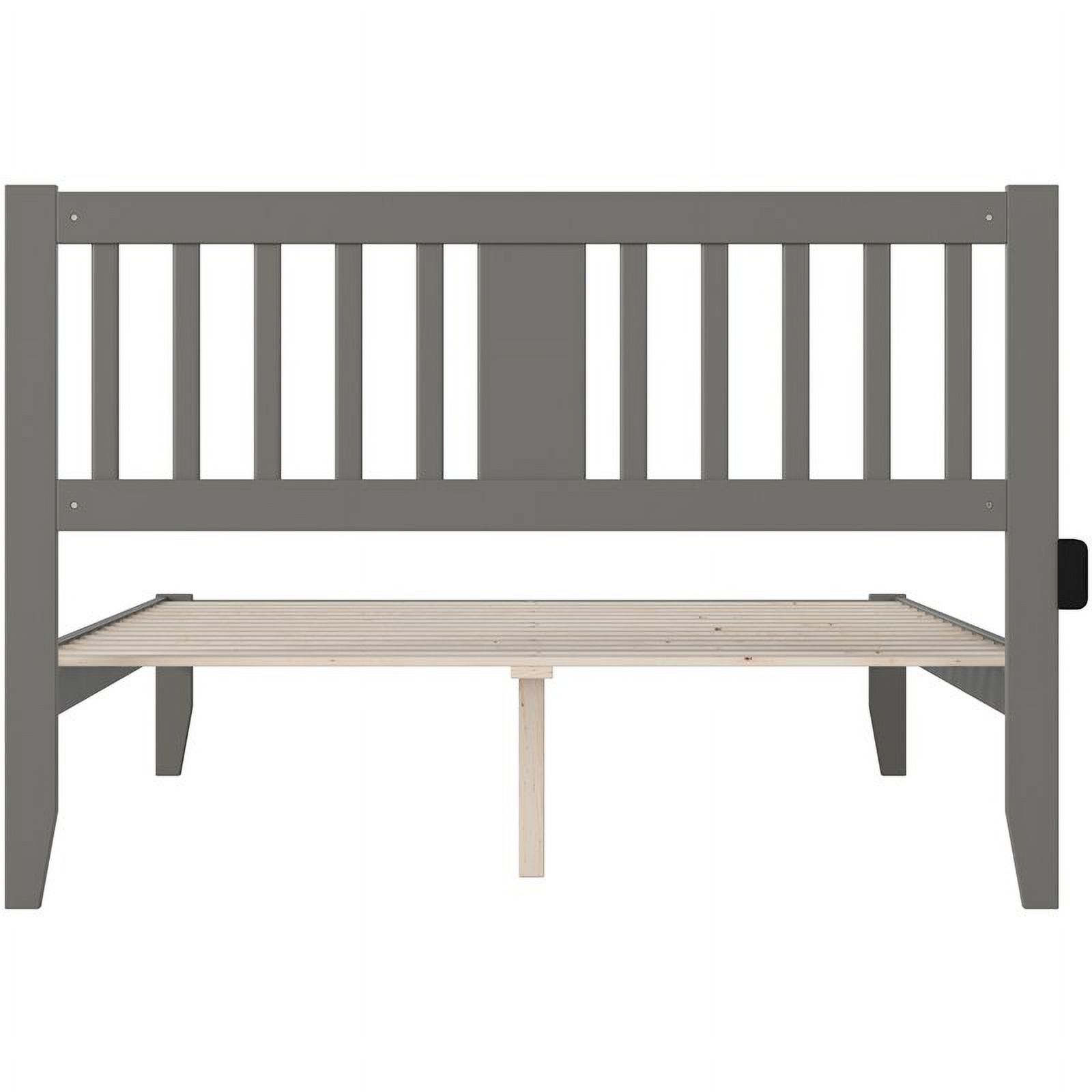 Bowery Hill Transitional Wood Queen Spindle Bed with USB Turbo Charger in Gray