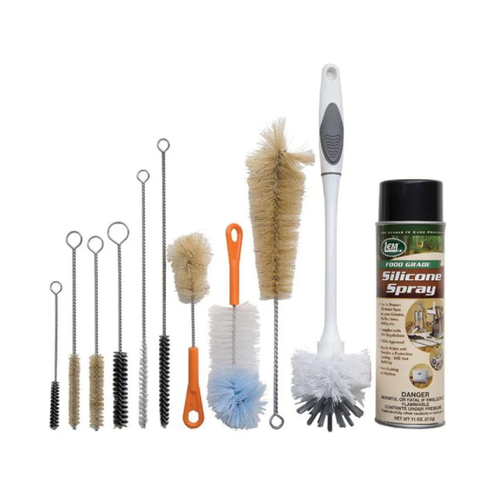 LEM Big Bite Meat Grinder #22 + 11pc Grinder Cleaning Kit