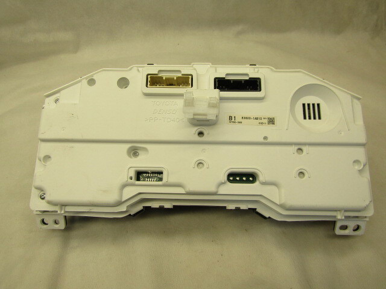 Pre-Owned 2020 Toyota Corolla Speedometer Head Cluster OEM LKQ (Good)