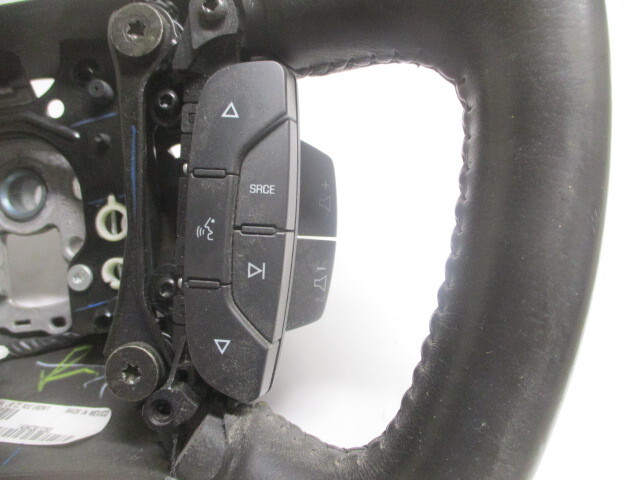 Pre-Owned 06-08 Chevrolet Impala Leather Steering Wheel w/Cruise Control OEM LKQ (Good)