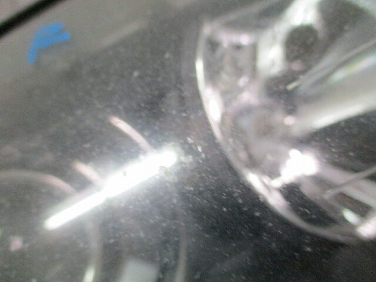 Pre-Owned 2001 BMW 330i Passenger RH Head Light Lamp OEM (Good)