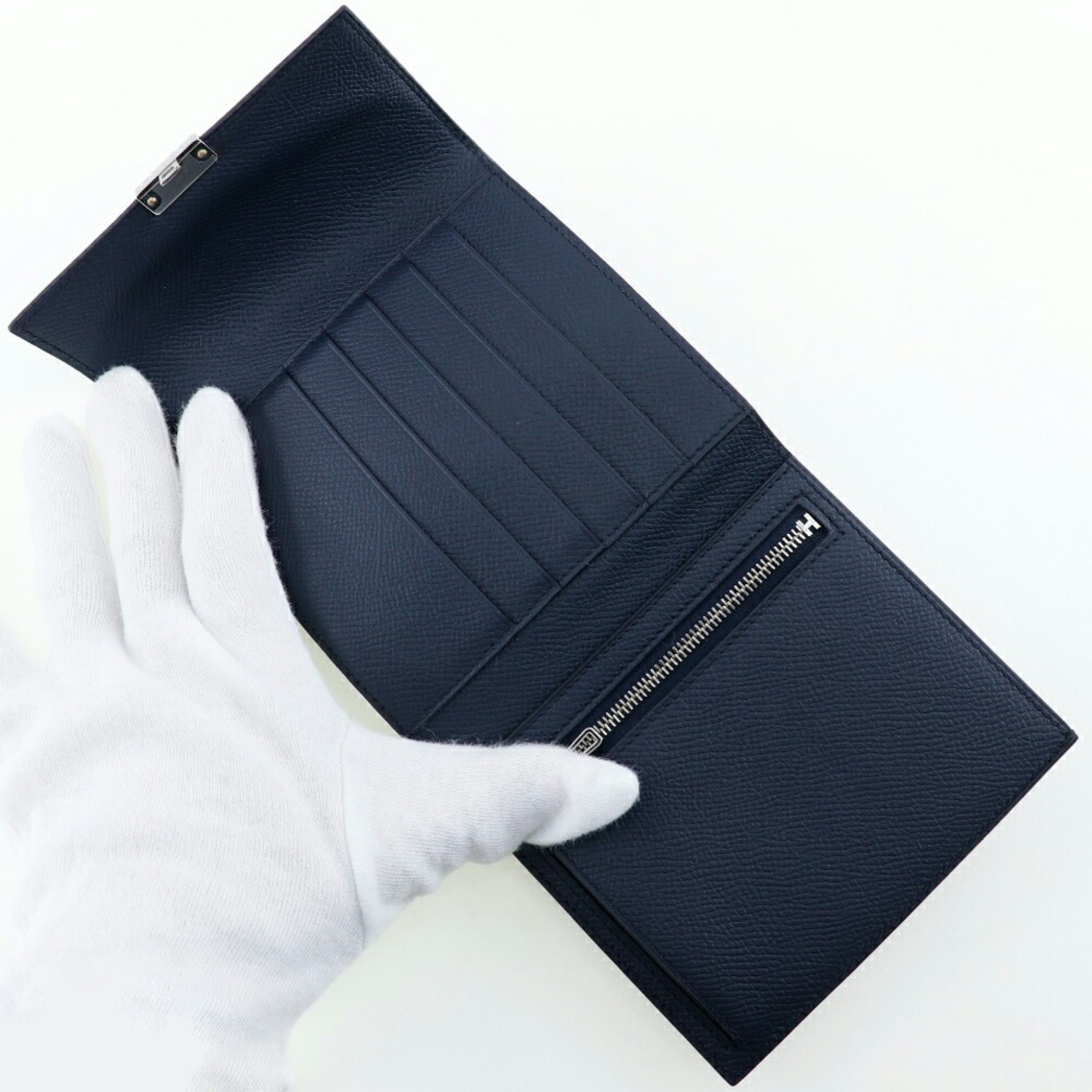 Pre-Owned HERMES Click 12 Bifold Wallet Vaux Epson Made in France 2020 Black Y Flap Unisex (Good)