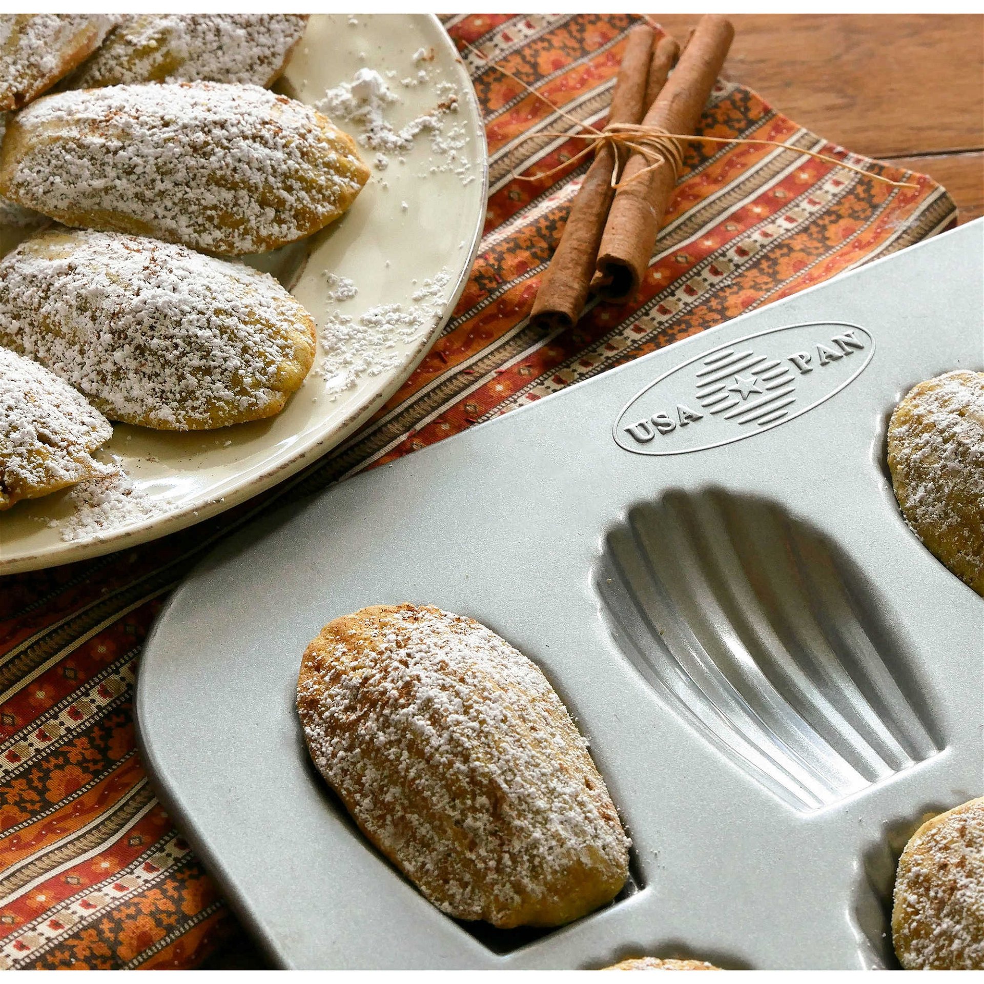 USA Pan Nonstick Madeleine Pan - 16 Well
