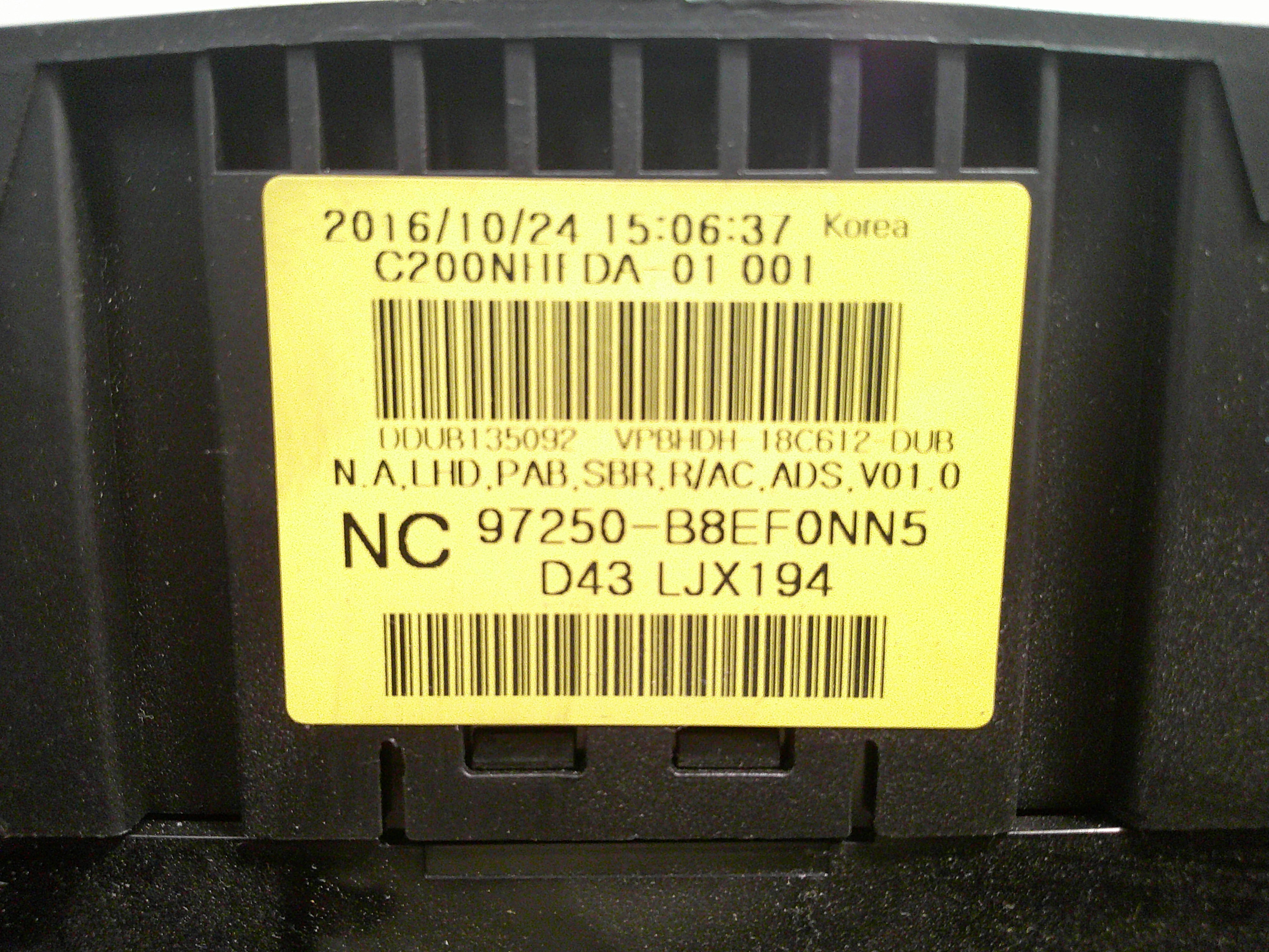 Pre-Owned 17-18 Hyundai Santa Fe Temperature Control OEM LKQ - Verify Specific Vehicle Fitment In Description - (Good)