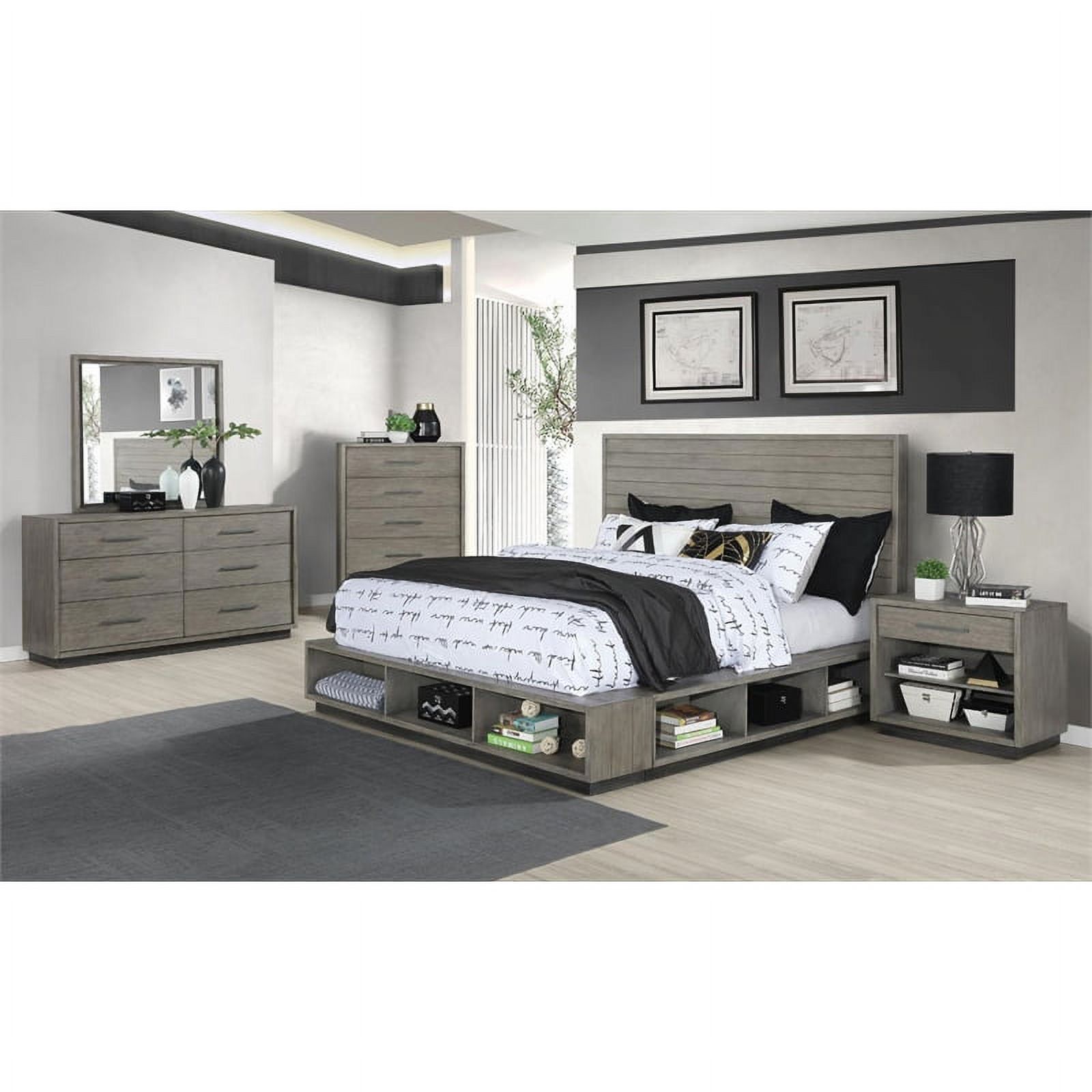 Coaster Derbyshire Farmhouse Wood Queen Storage Bed in Gray Oak