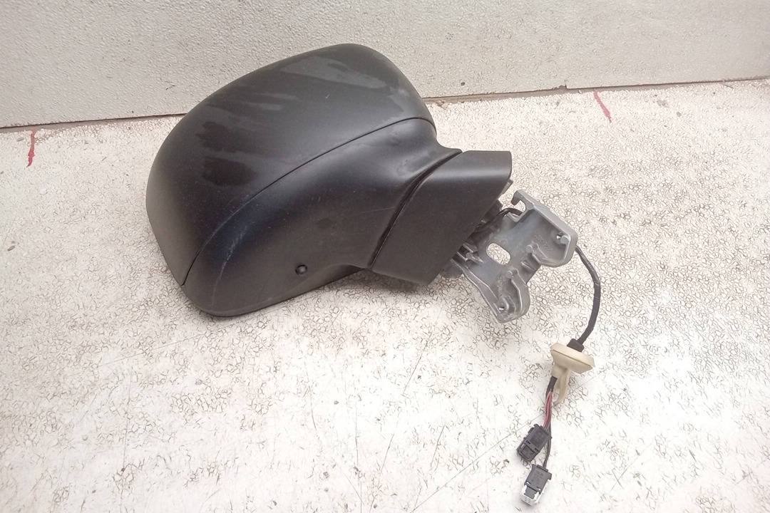 Pre-Owned 2017 Jeep Renegade Passenger RH Side View Mirror OEM (Good)
