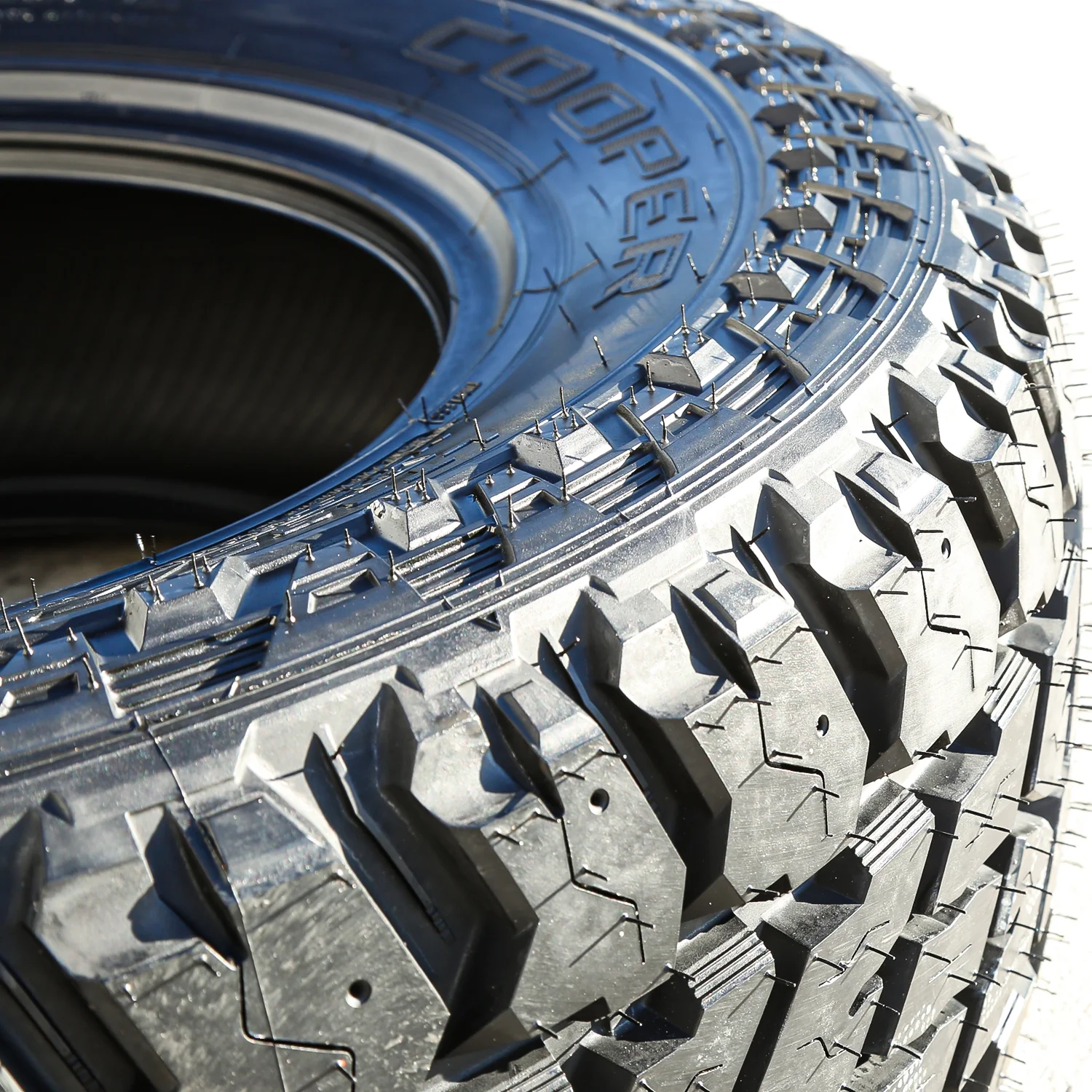 Set of 4 (FOUR) Cooper Discoverer S/T Maxx LT 245/70R17 Load E 10 Ply MT M/T Mud Tires