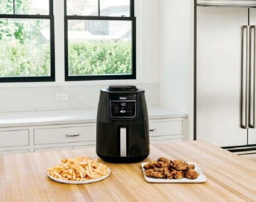 AF150WM Air Fryer XL 5.5 Quart Black Silver