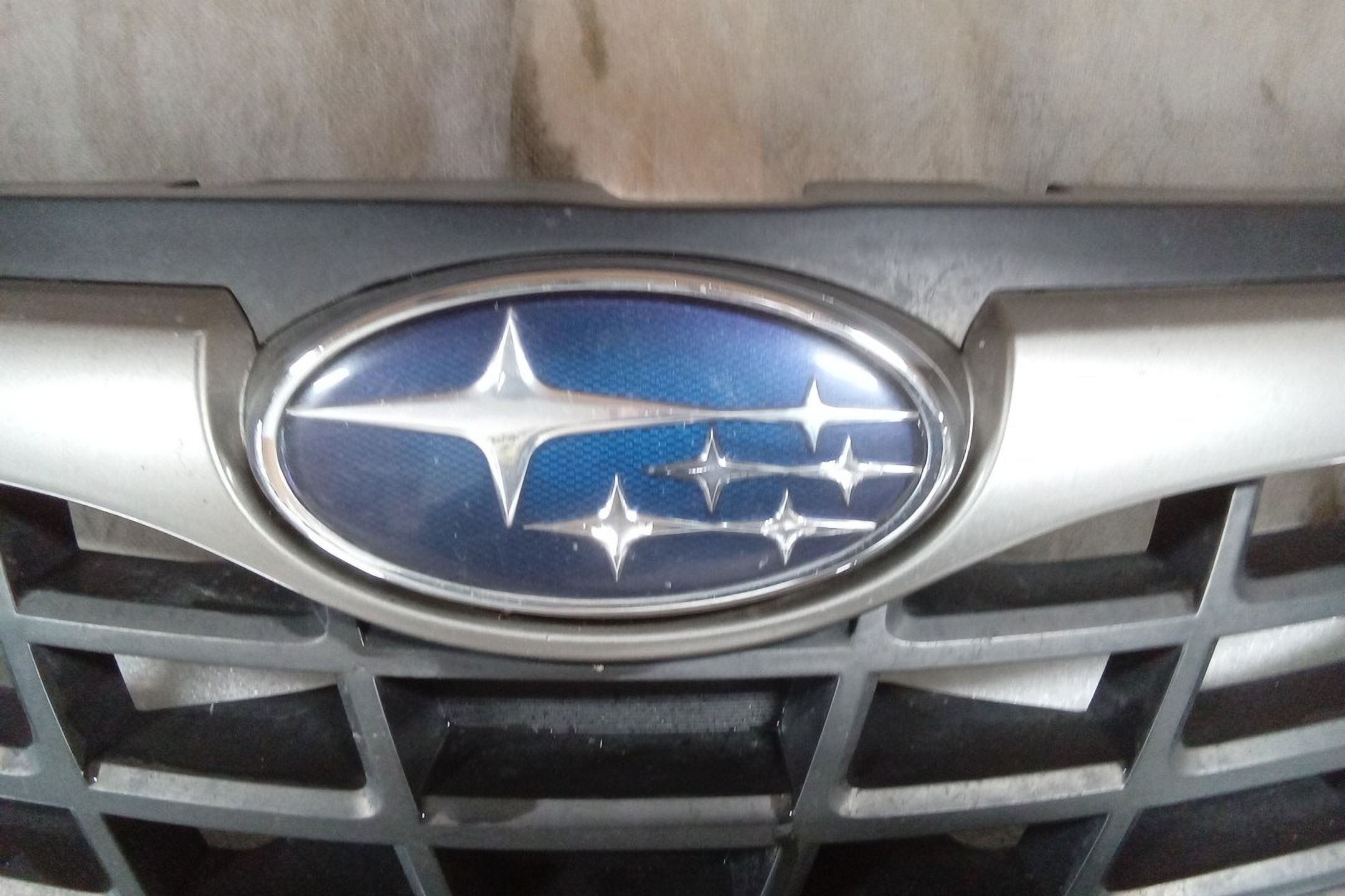 Pre-Owned 2009 Subaru Impreza Base Grill OEM LKQ (Good)