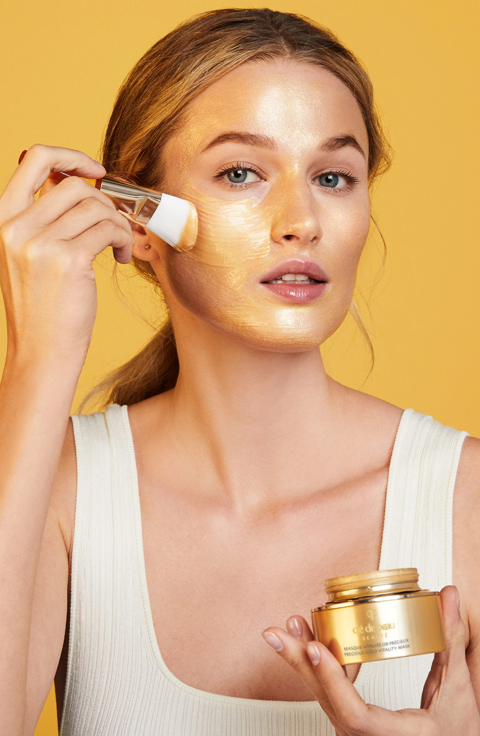 Cle De Peau Beaute Precious Gold Vitality Mask 2.7oz/75ml