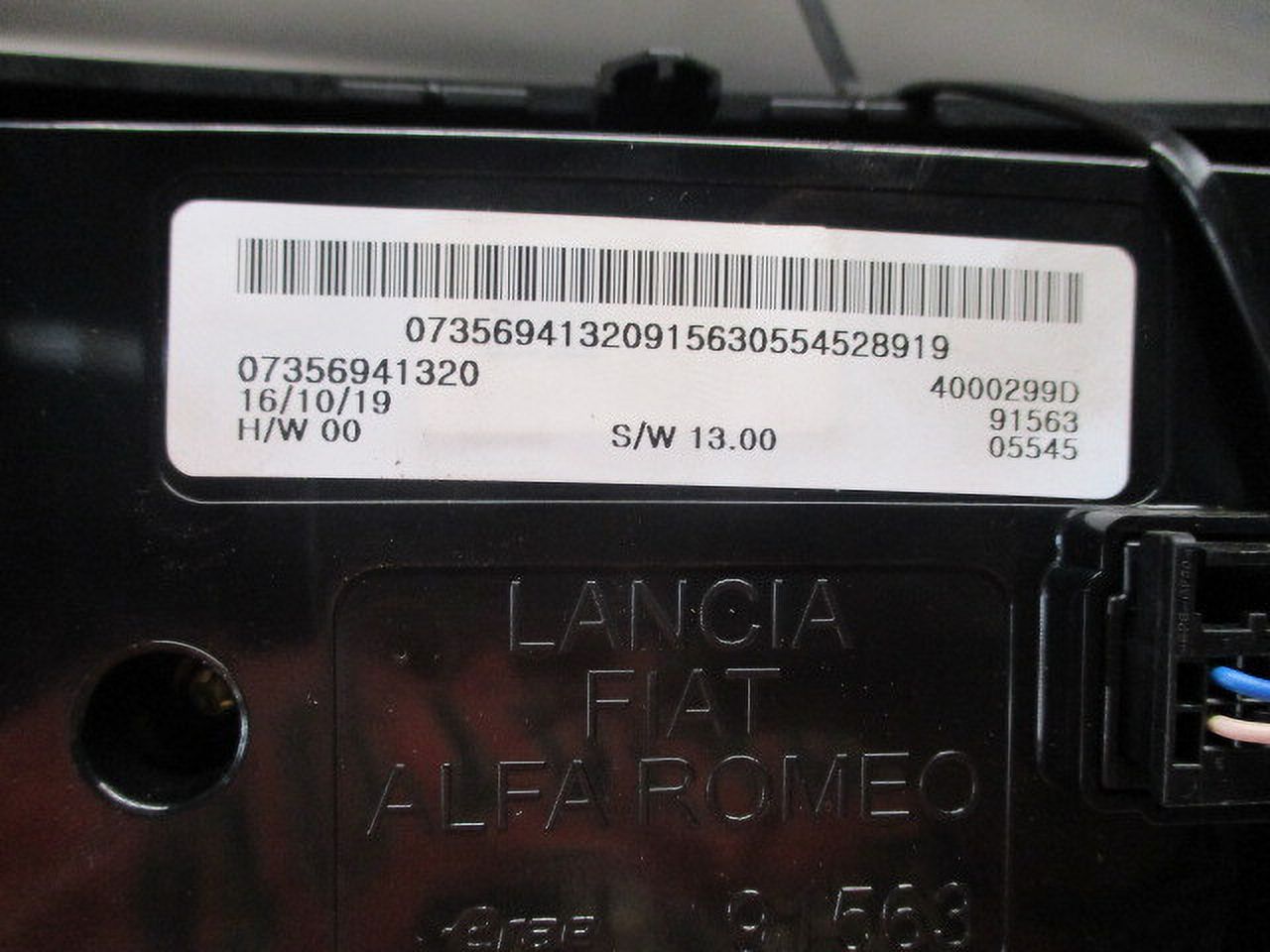 Pre-Owned 2018 2019 2020 Jeep Renegade AC Heater Temperature Control Unit OEM (Good)