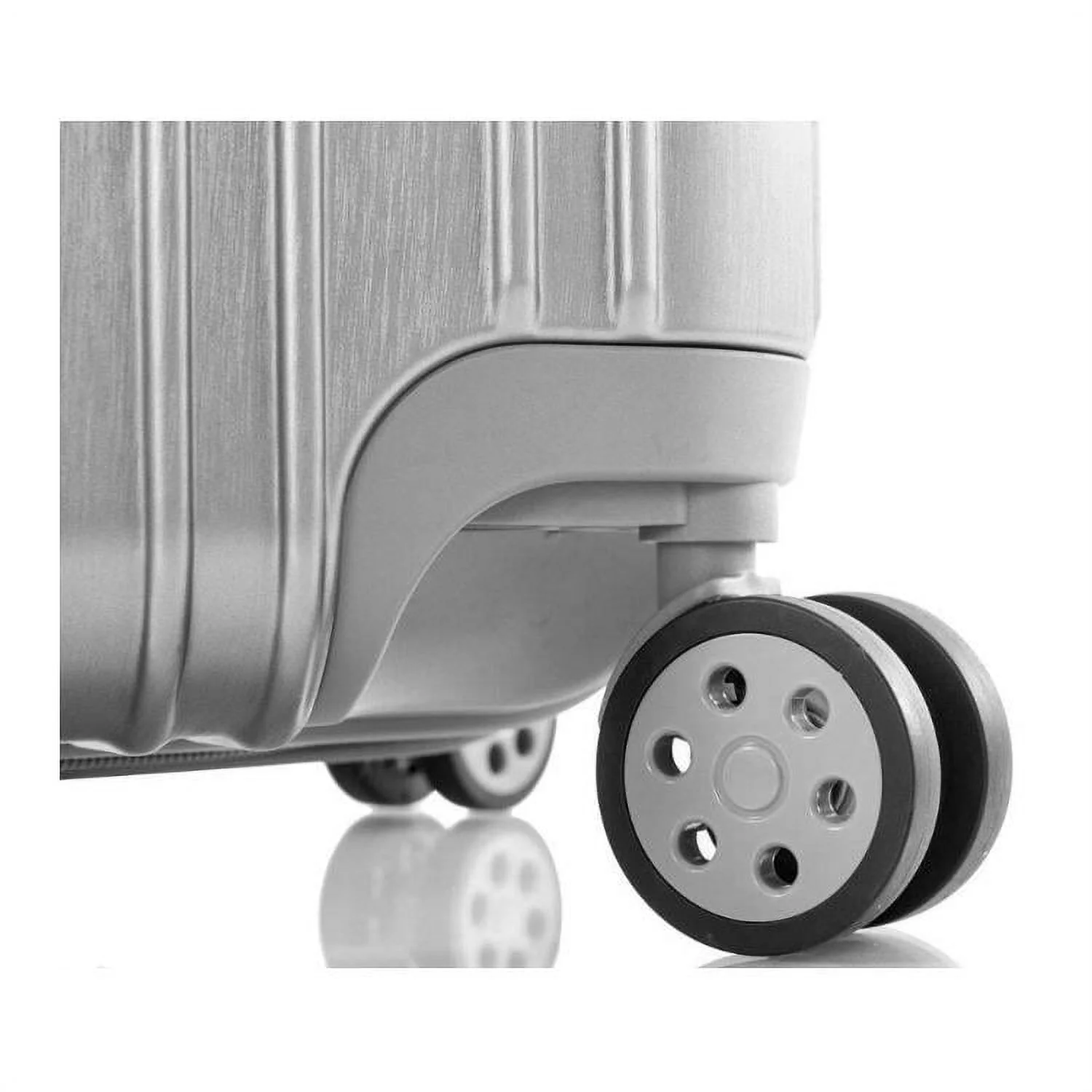 Heys Xtrak 21-Inch Lightweight, TSA Combination Lock, Expandable, Telescopic Handle System Carry-On Luggage with Spinner Wheels Silver