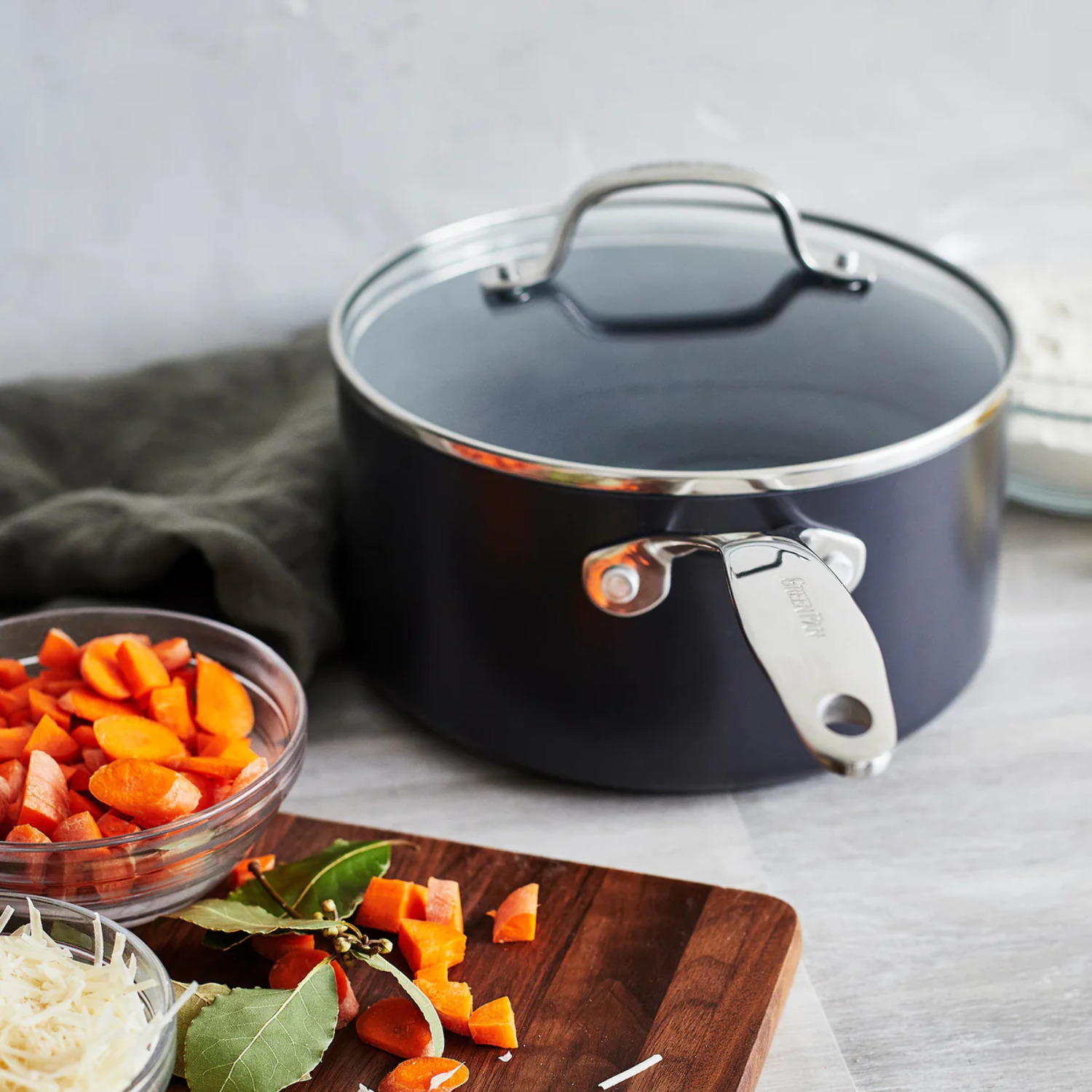 GreenPan Valencia Pro Ceramic Nonstick 11-Piece Cookware Set