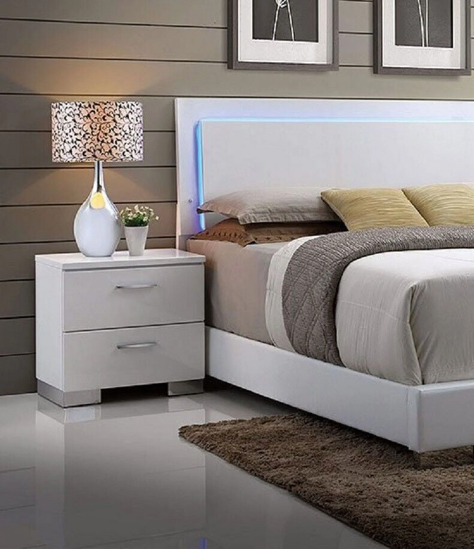 Contemporary White Finish Furniture 3pc Bedroom Set King Bed LED Headboard 2x Nightstands Panel Chrome Leg