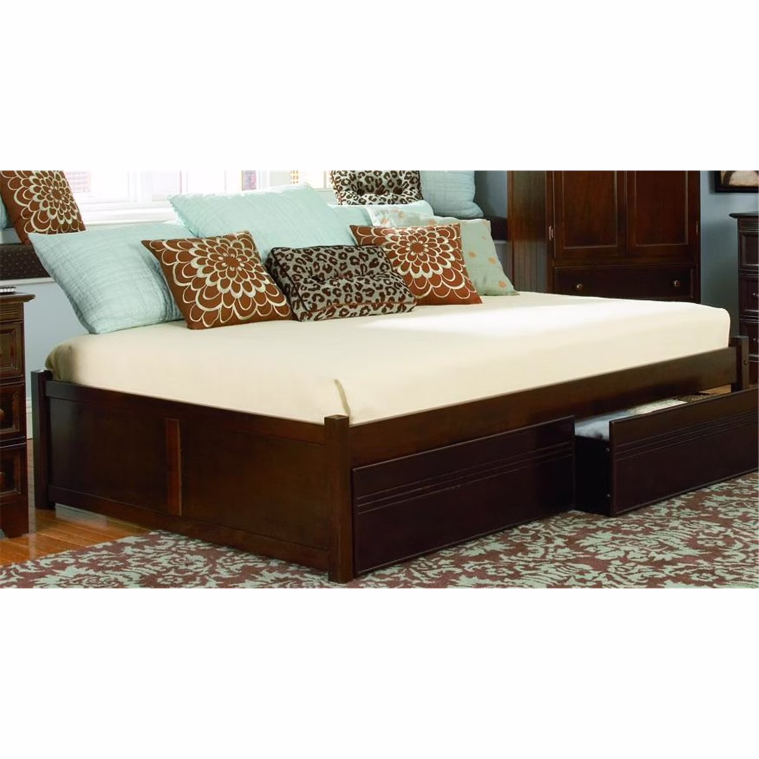 AFI Concord Platform Bed with Flat Panel Footboard-Color:White,Size:Full