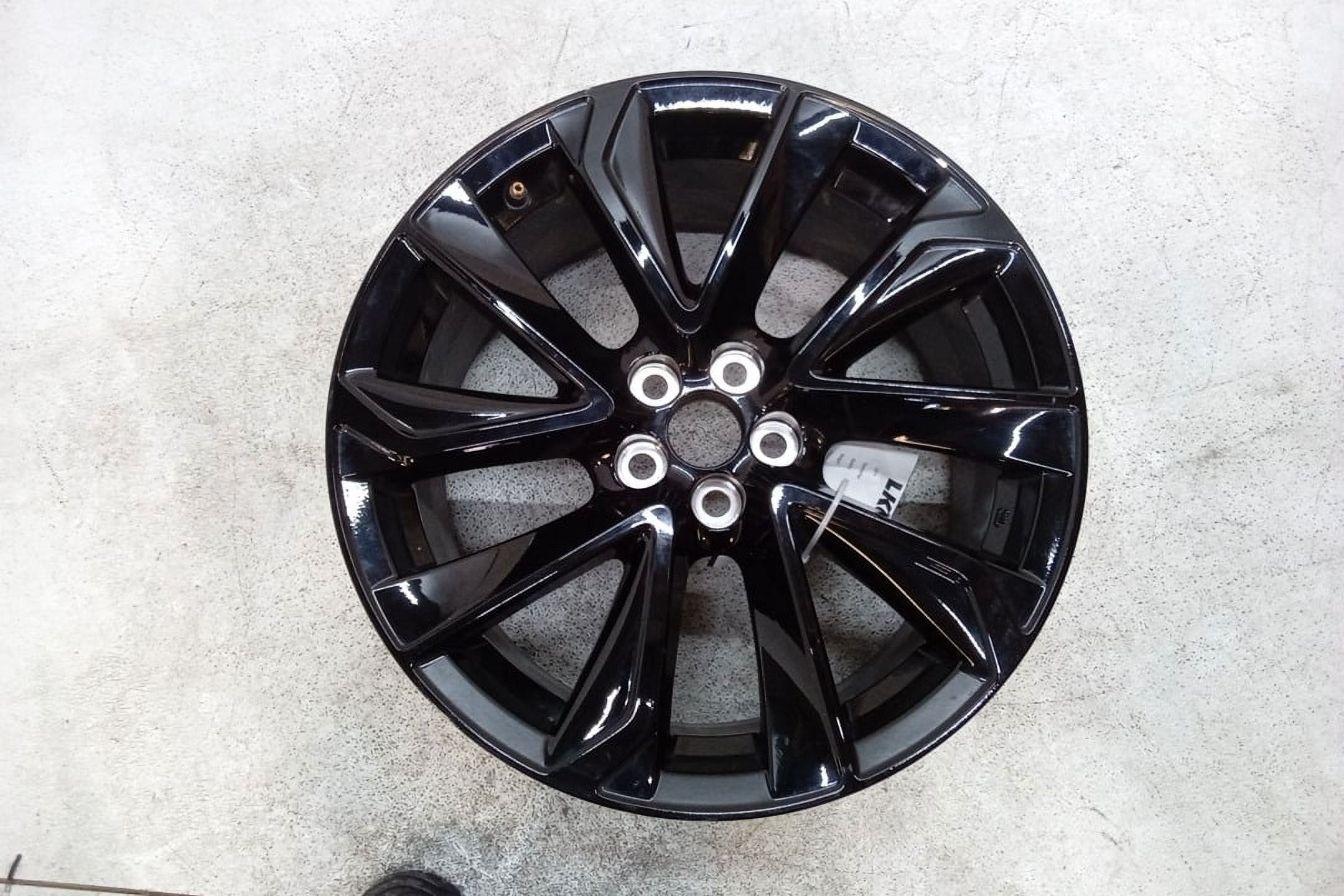 Pre-Owned 2022 Toyota Corolla 18X8 Wheel Single Rim 10 Spokes 4261112F00 OEM (Good)