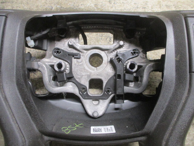 Pre-Owned 2020 Chevrolet Silverado 1500 Steering Wheel w/Cruise Control OEM LKQ (Good)