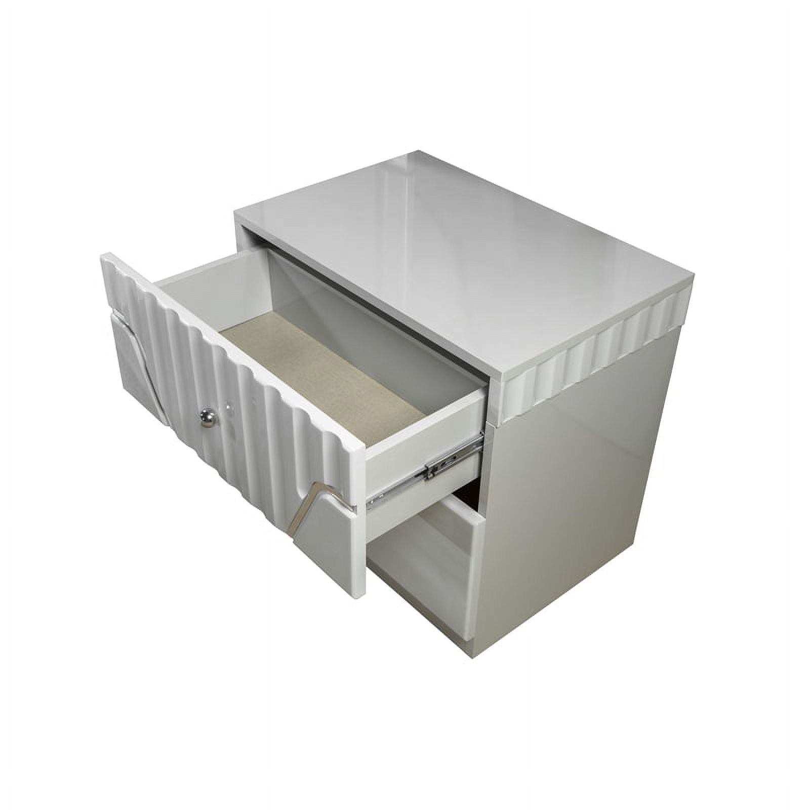 DaVinci Modern Style 2-Drawer Night stand Made with Wood in Gray