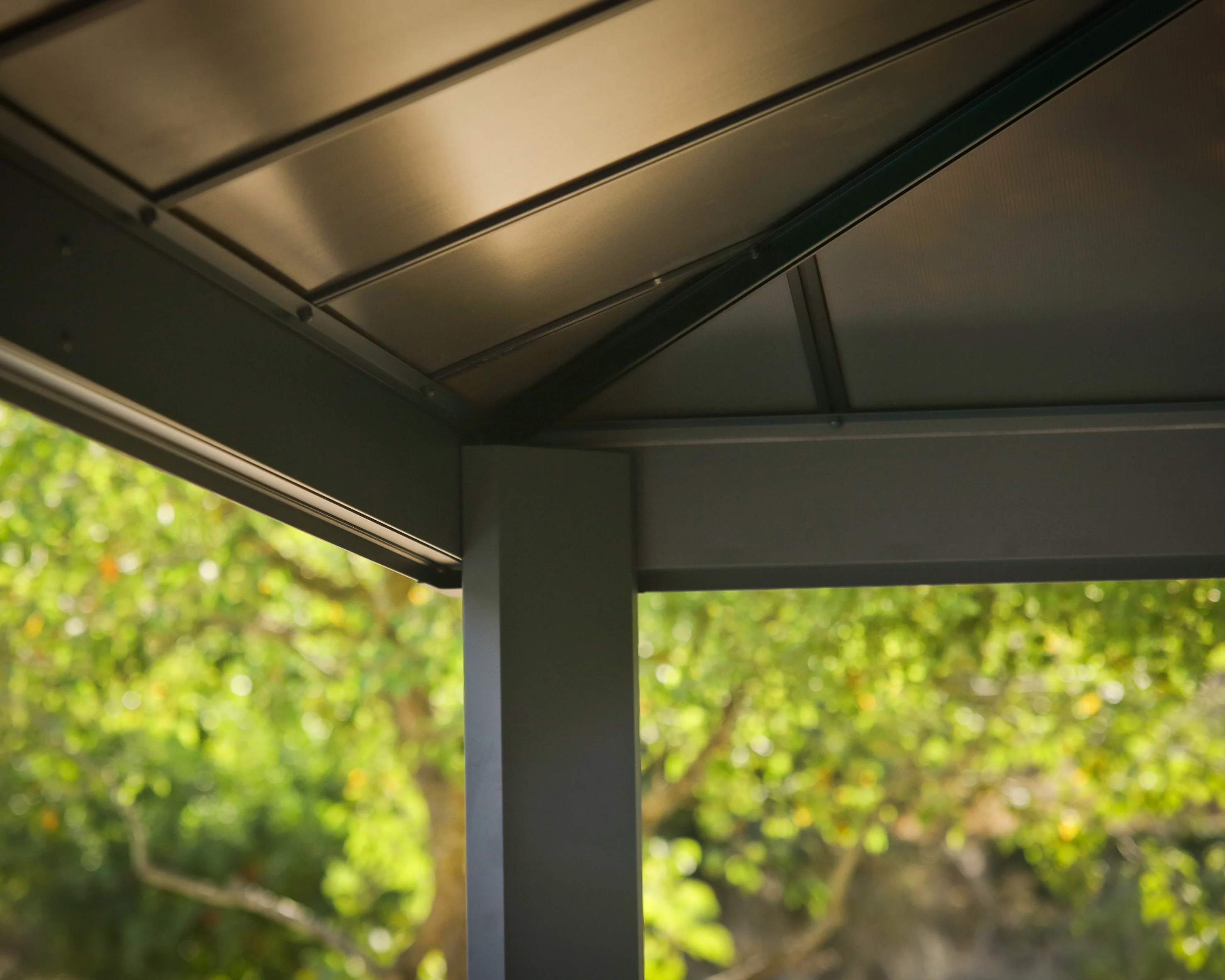 Palram - Canopia Dallas 4300 14' x 12' Polycarbonate/Aluminum Gazebo - Gray