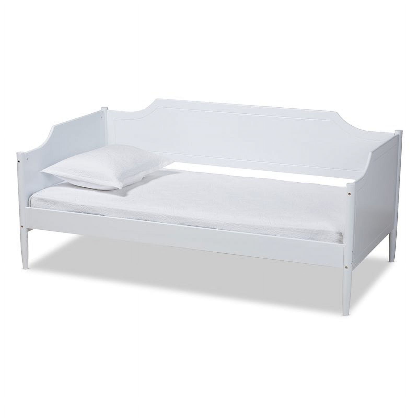 Bowery Hill Traditional Wood Twin Size Daybed with Tapered Legs in White