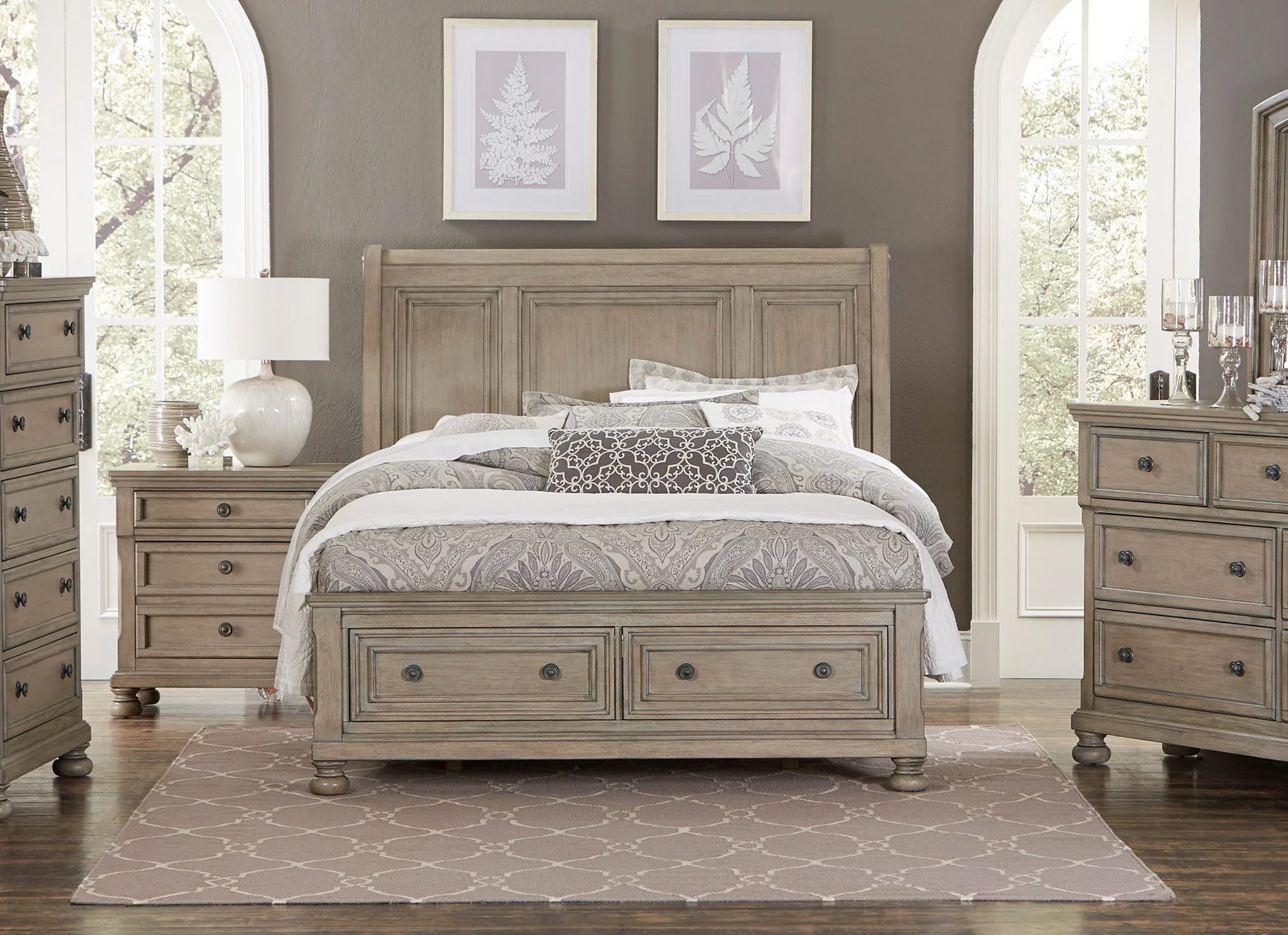 Classic Transitional Queen Size Bed 1pc with Footboard Storage Gray Wire-Brushed Finish