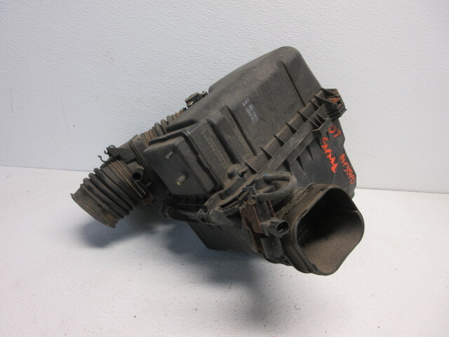 Pre-Owned 2007-2010 Toyota Sienna Air Cleaner Intake Assembly 145K Miles OEM LKQ (Good)