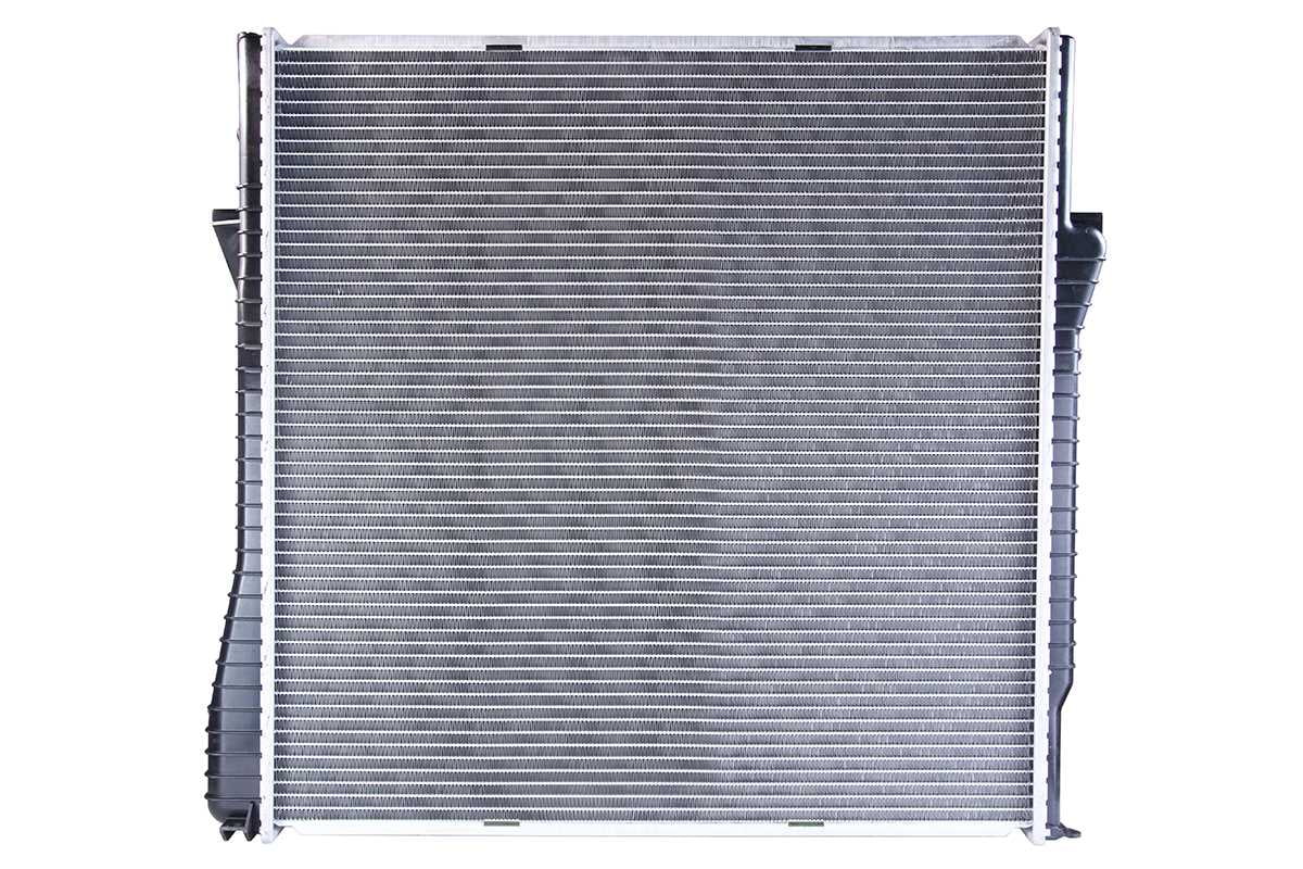 AutoShack Radiator Replacement for 2001 2002 2003 2004 2005 2006 BMW X5 3.0L AWD RK1018